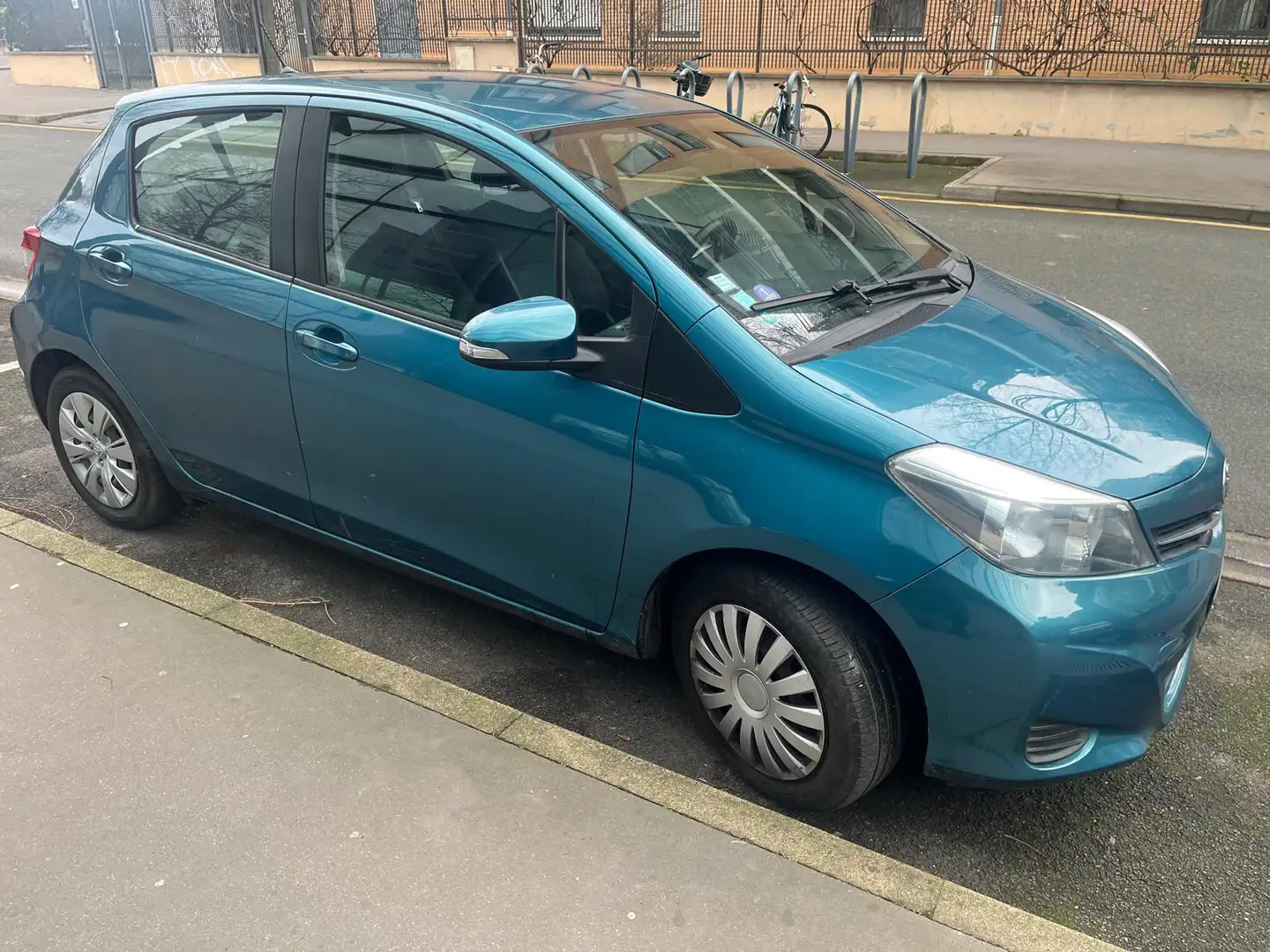 Toyota Yaris Yaris 100 VVT-i Yaris Millenium - 2