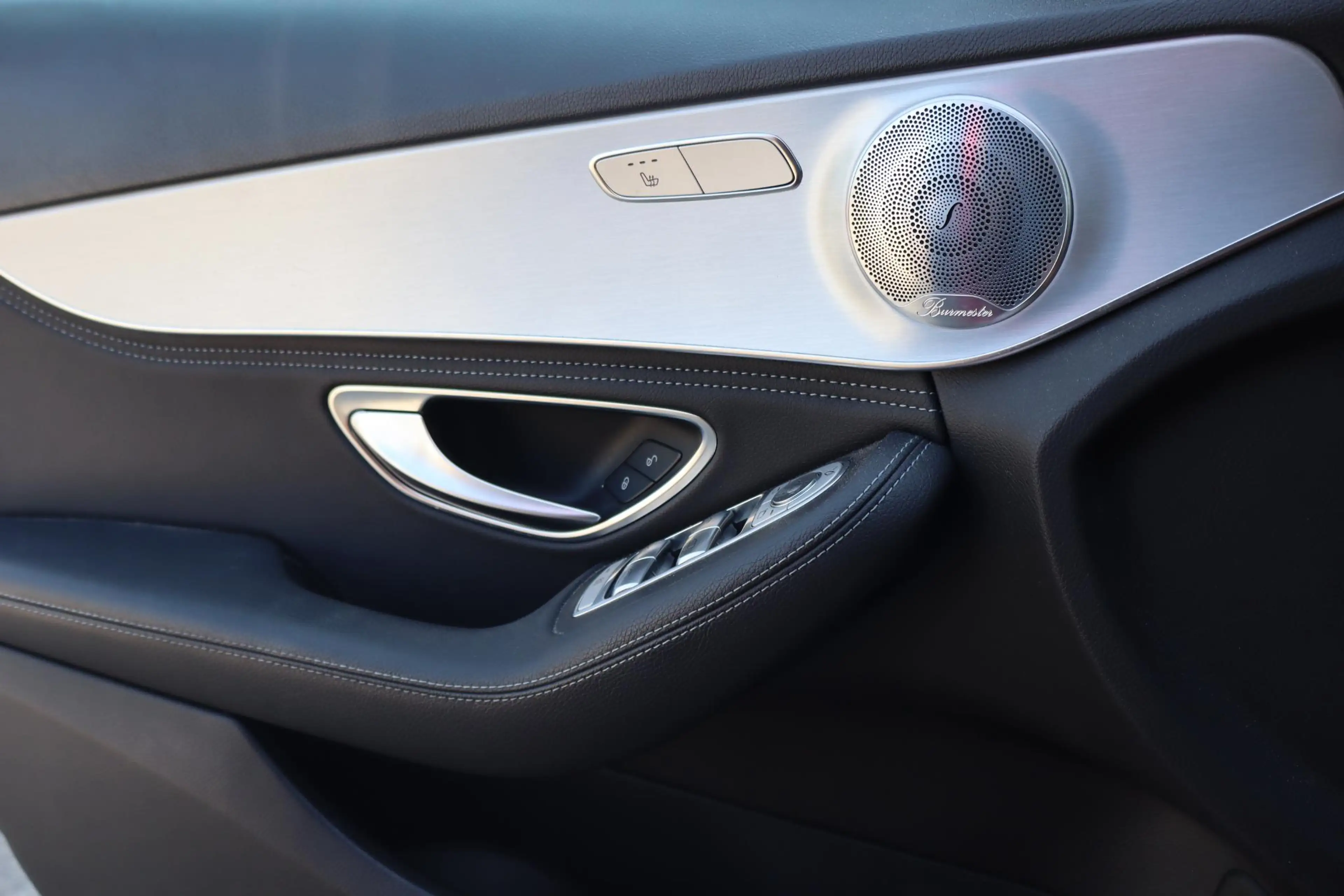 Mercedes-Benz C 350 e Lease Edition | Led | Camera | Burmester Audio | — photo 15