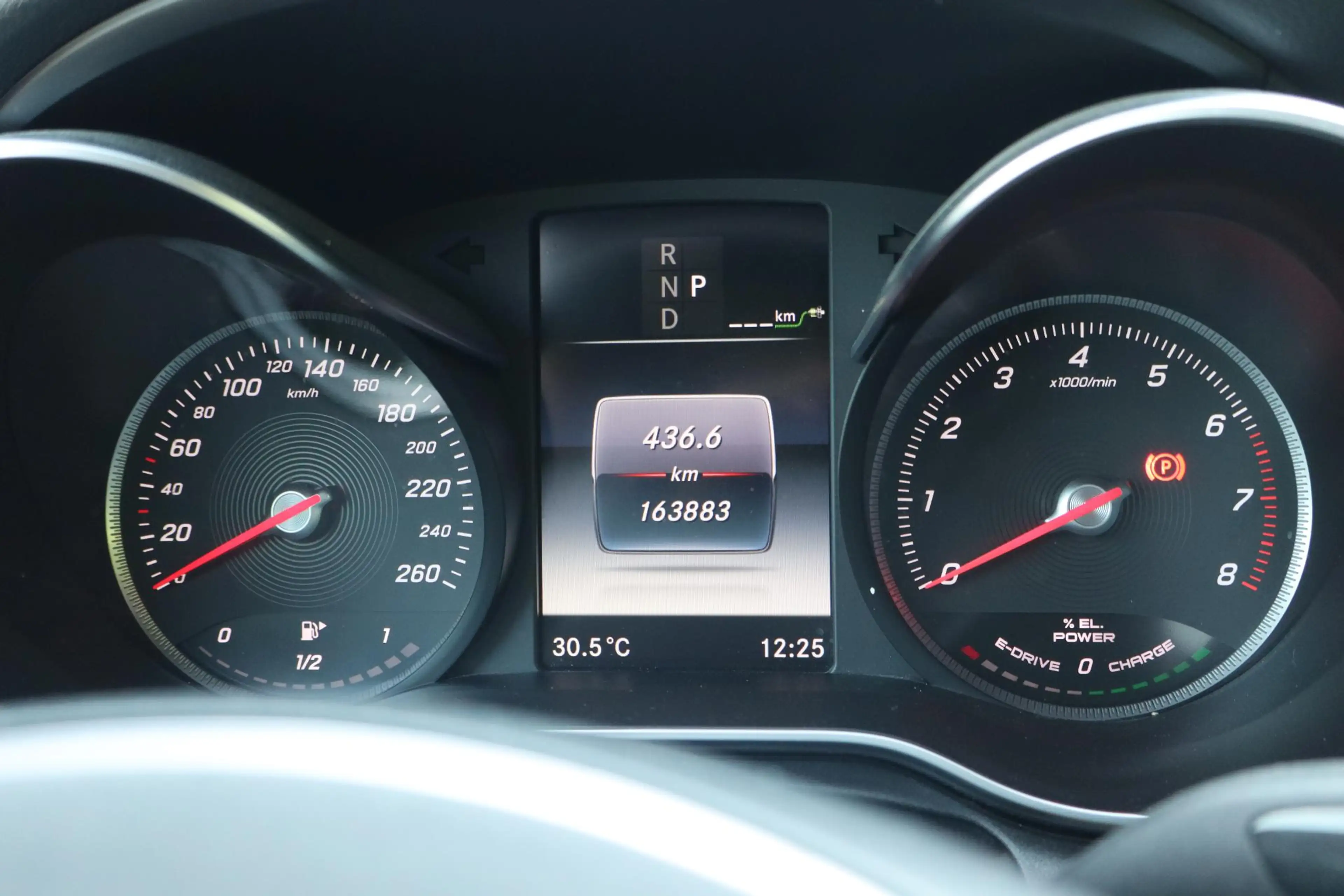 Mercedes-Benz C 350 e Lease Edition | Led | Camera | Burmester Audio | — photo 4