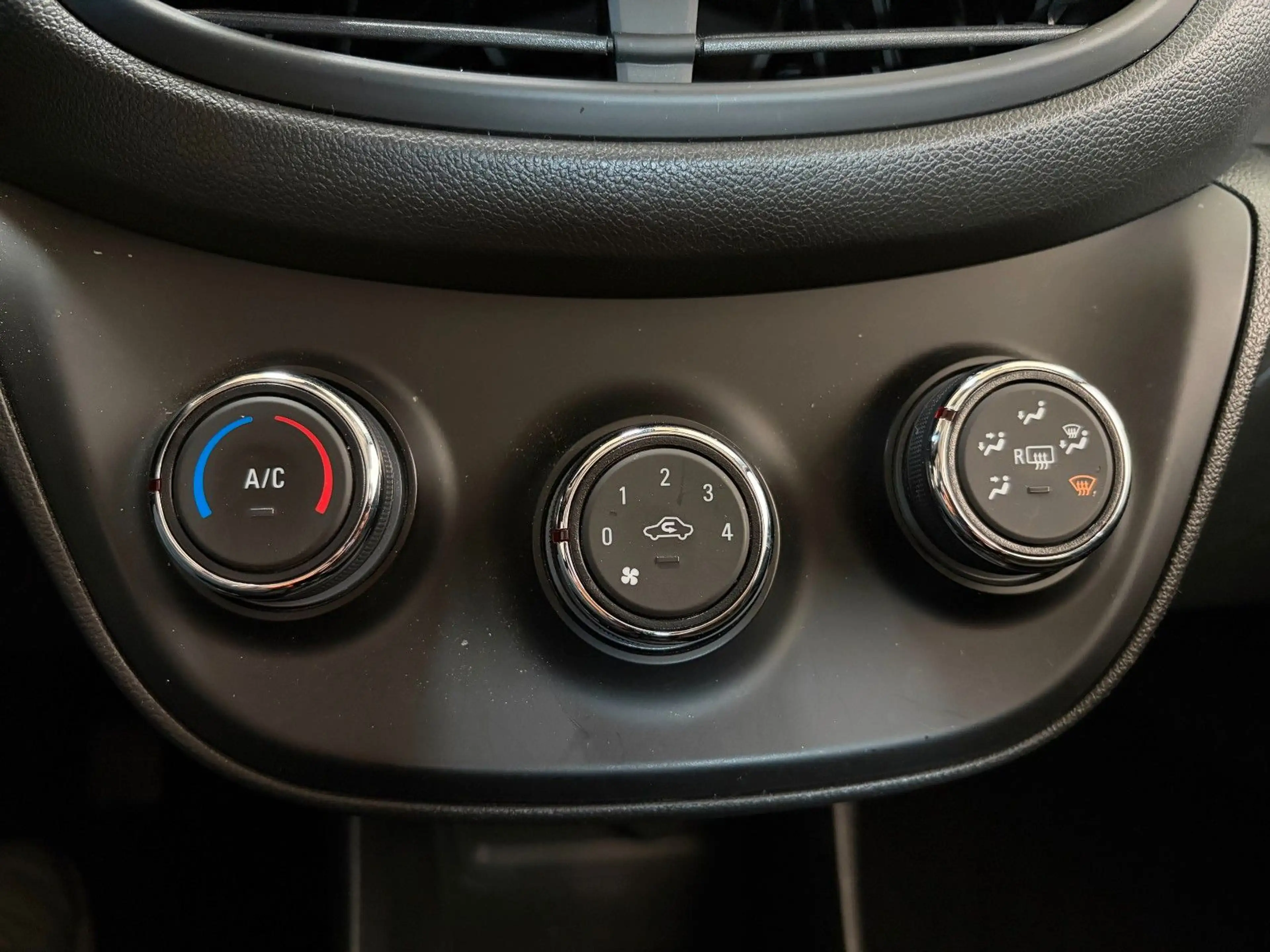 Opel Karl Edition 1.0 *TÜV NEU, Klima* — photo 12