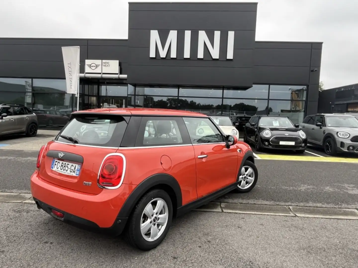 MINI One One 102ch Salt Euro6d-T Orange - 2