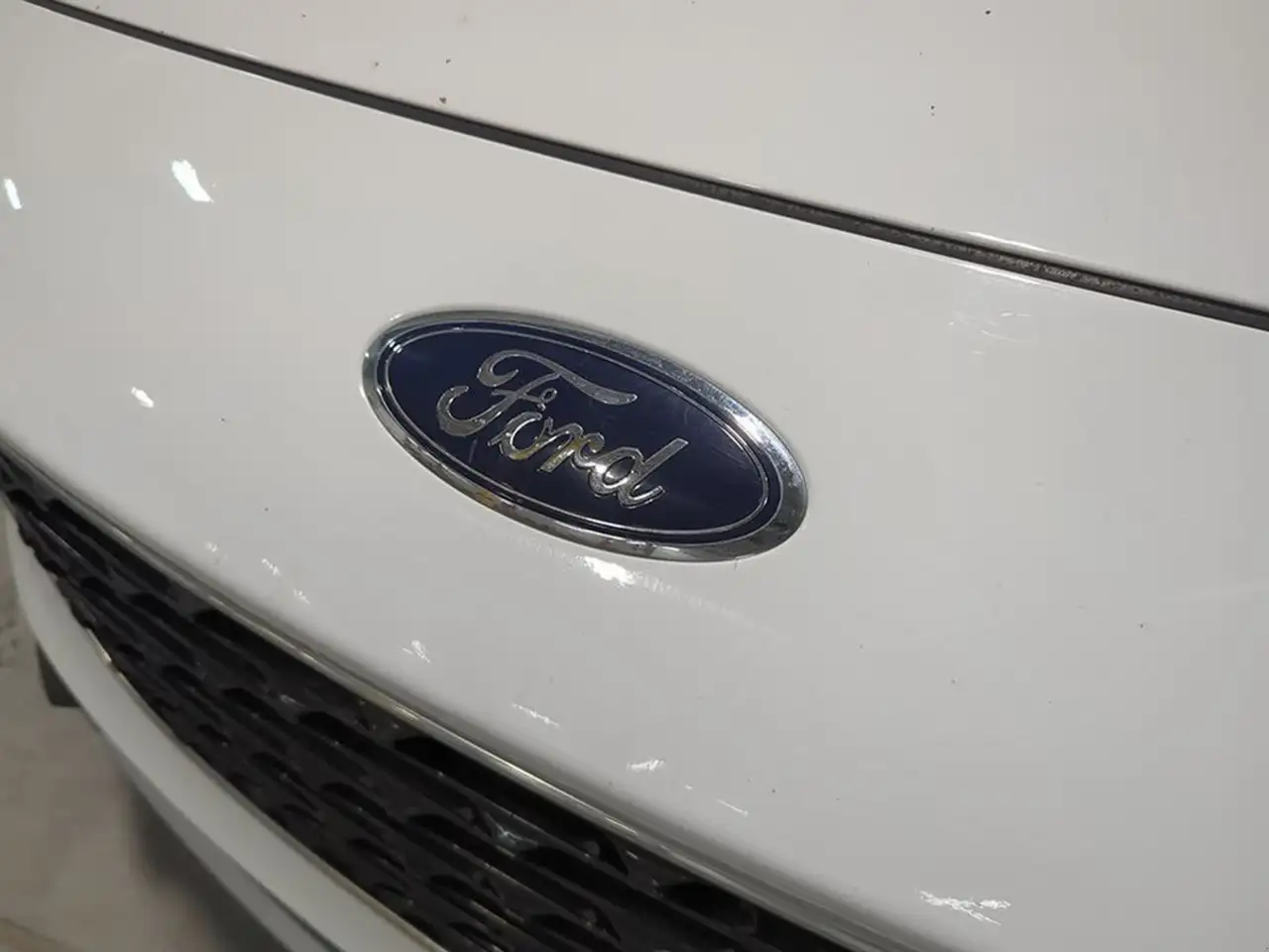 Ford Escape снимка Ford Escape