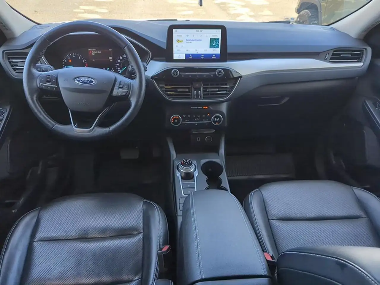 Ford Escape снимка Ford Escape
