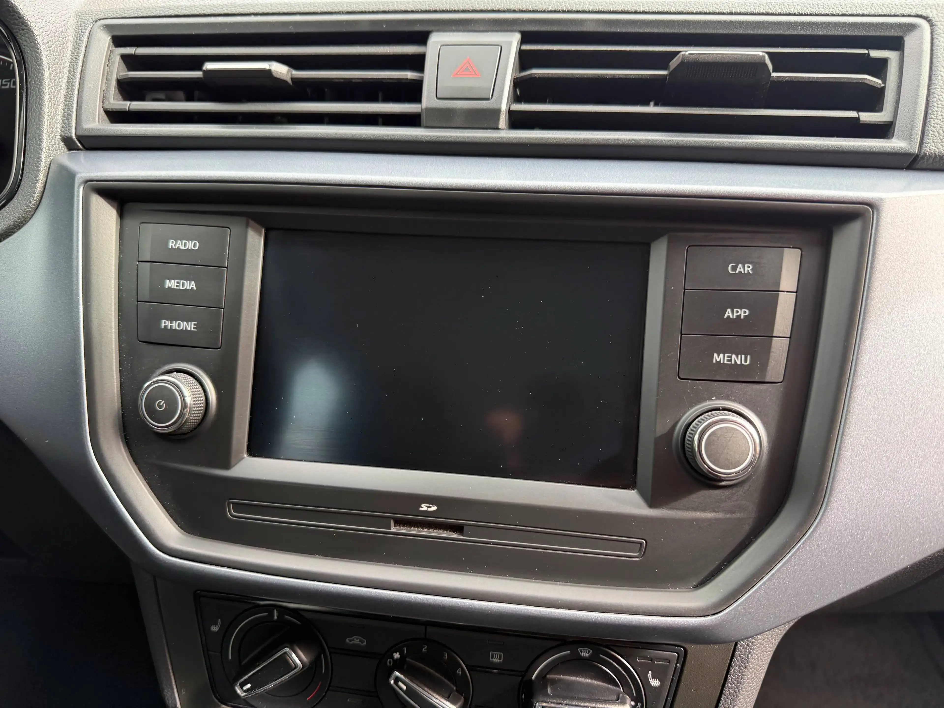 SEAT Arona Style — photo 20