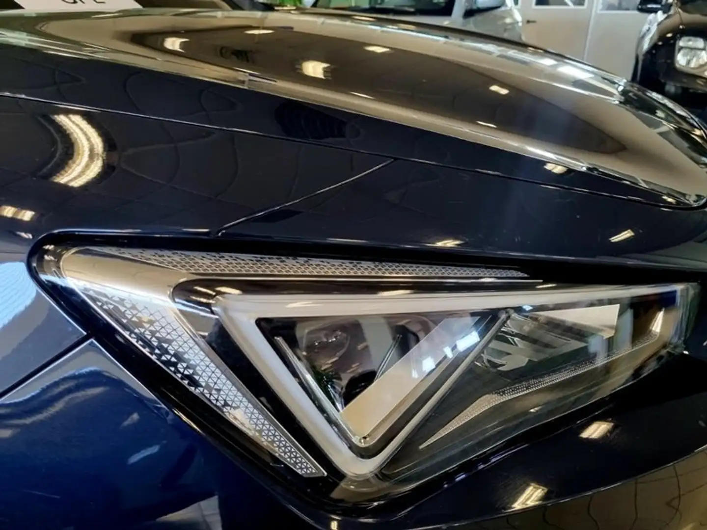 CUPRA Formentor 1.5 tsi dsg PRONTA CONSEGNA Azul - 2