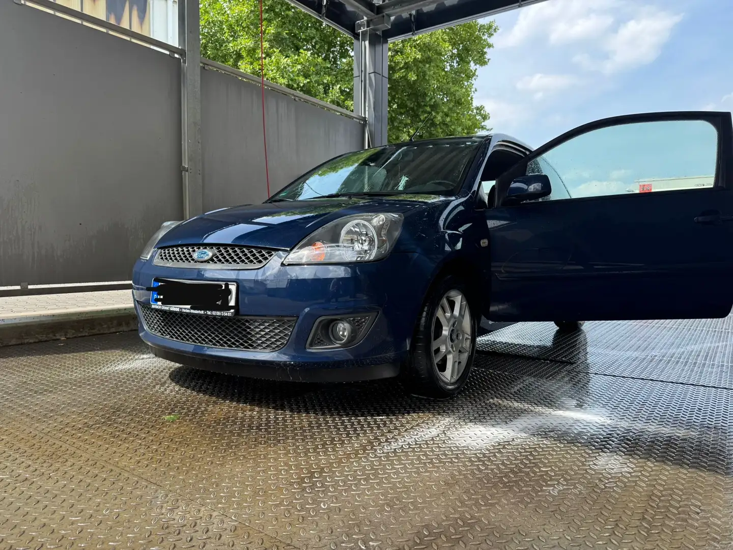 Ford Fiesta Style Blau - 2