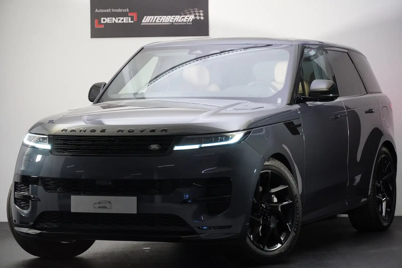 Land Rover Range Rover Sport 3.0 PHEV SWB Dynamic SE Blau - 1