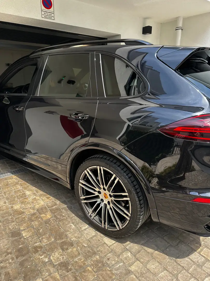 Porsche Cayenne Cayenne V8 Diesel S Platinum, Anhängerkupplung, Schwarz - 2