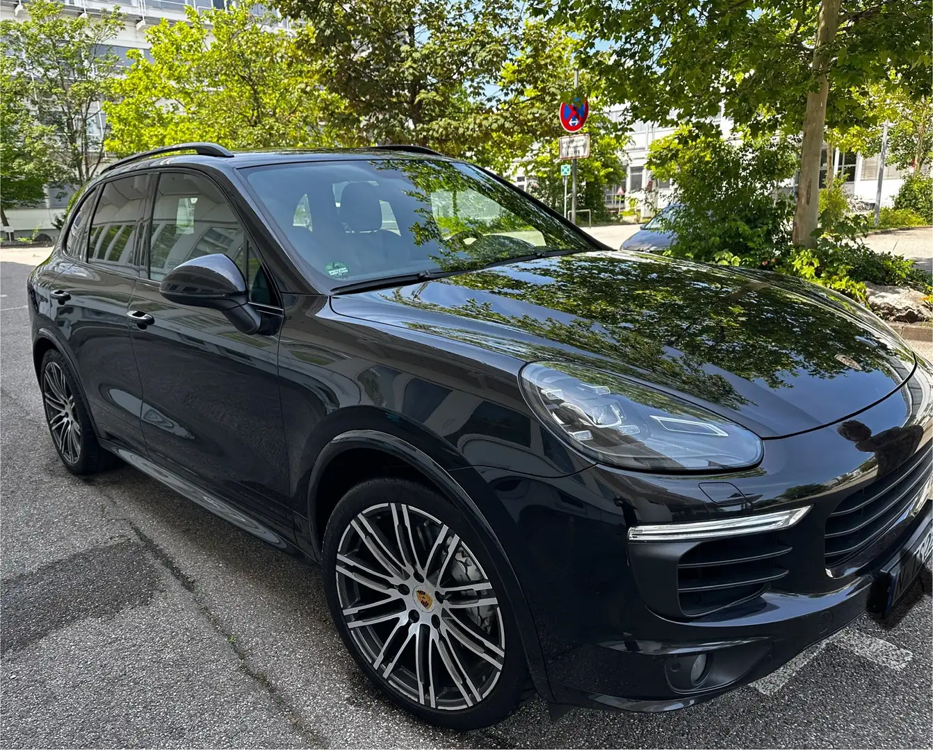 Porsche Cayenne Cayenne V8 Diesel S Platinum, Anhängerkupplung, Schwarz - 1