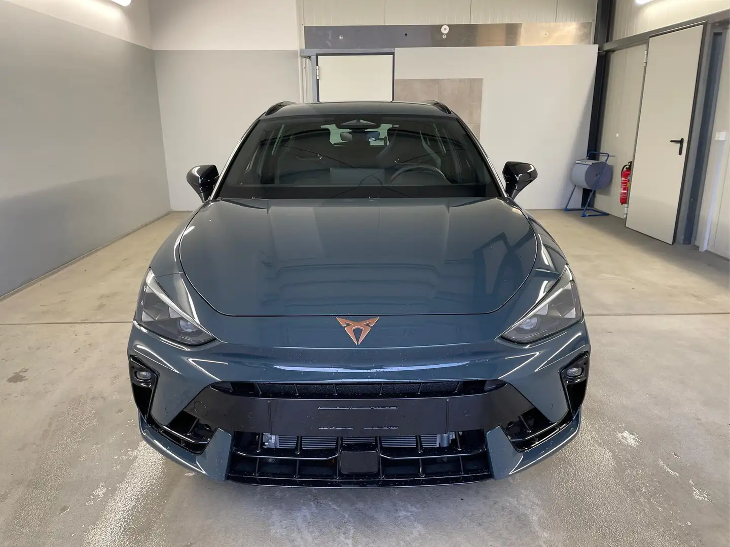 CUPRA Leon VZ 333PS DSG 4Drive Matrix+Navi+Winter+AHK+Inte... Albastru - 2