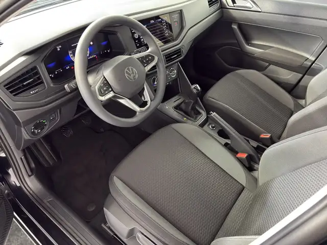 Volkswagen Taigo view 6
