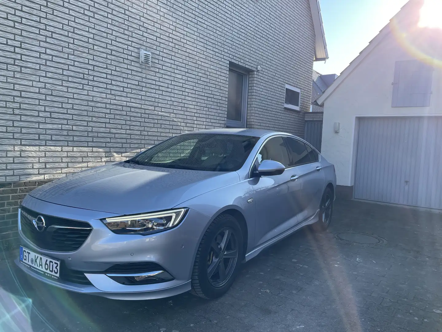 Opel Insignia Exclusive Grau - 2
