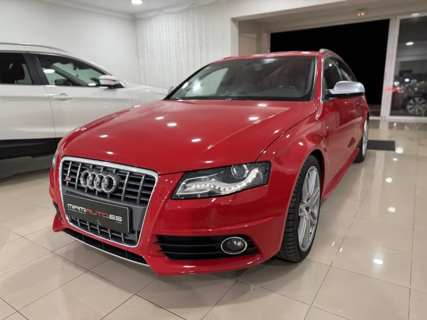 Audi S4 Avant S-Tronic Rojo - 1