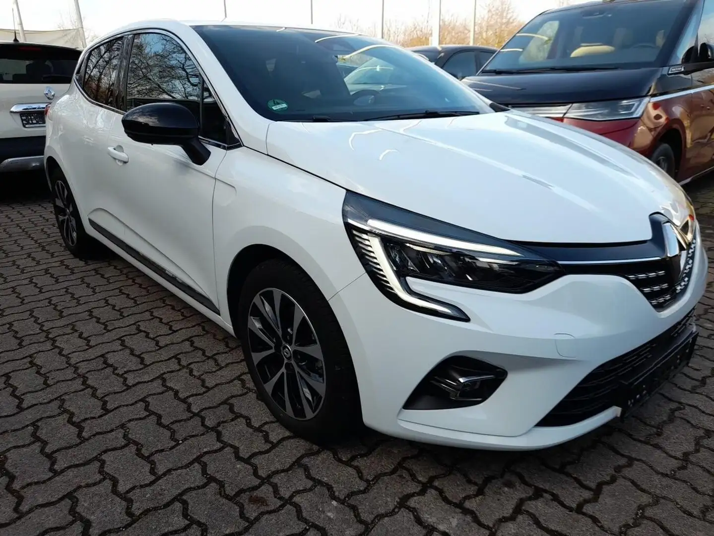 Renault Clio Techno V 1.3 TCe 140 LED Nav PDC Kam SHZ 103 kW... Weiß - 2