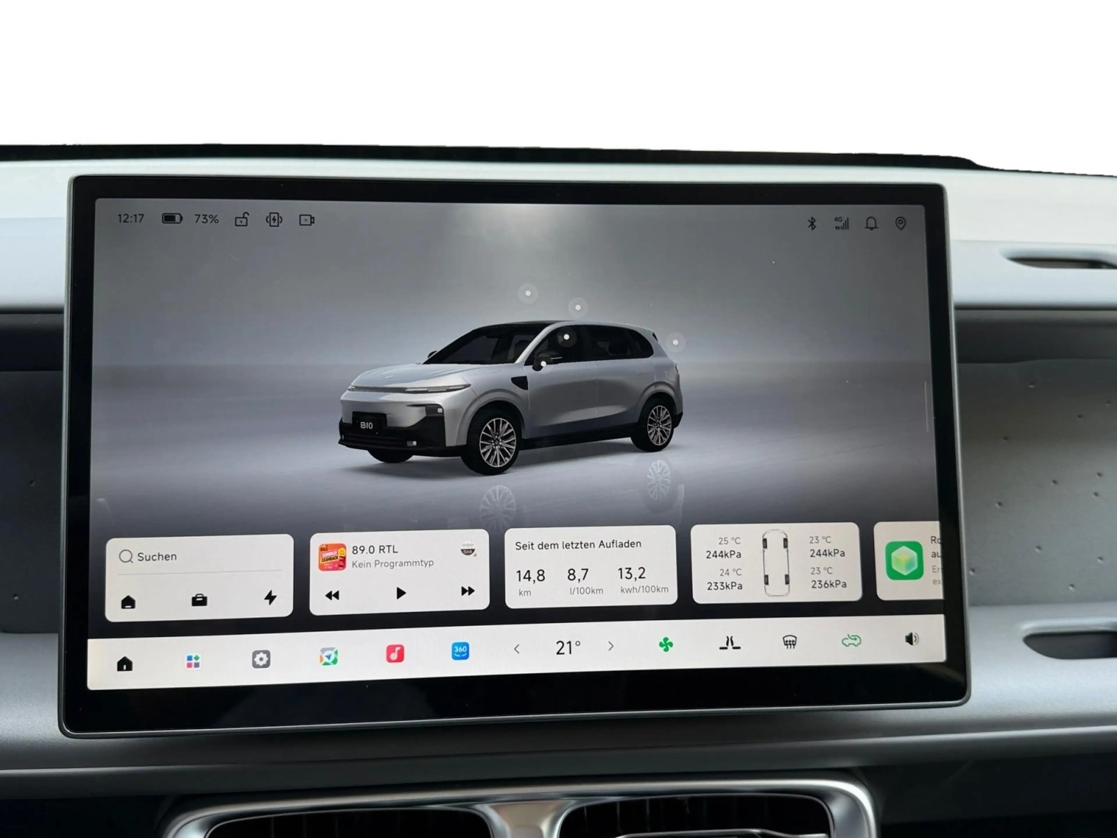 Leapmotor B10 160 kW Hybrid EV Design — photo 14