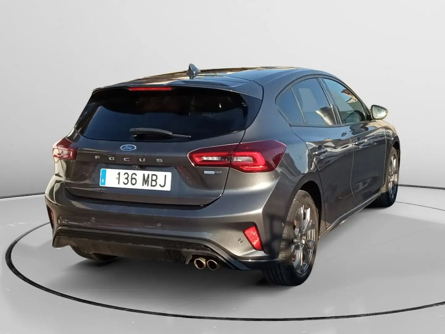 Ford Focus 1.0 EcoBoost Hybrid ST-Line Gris - 2