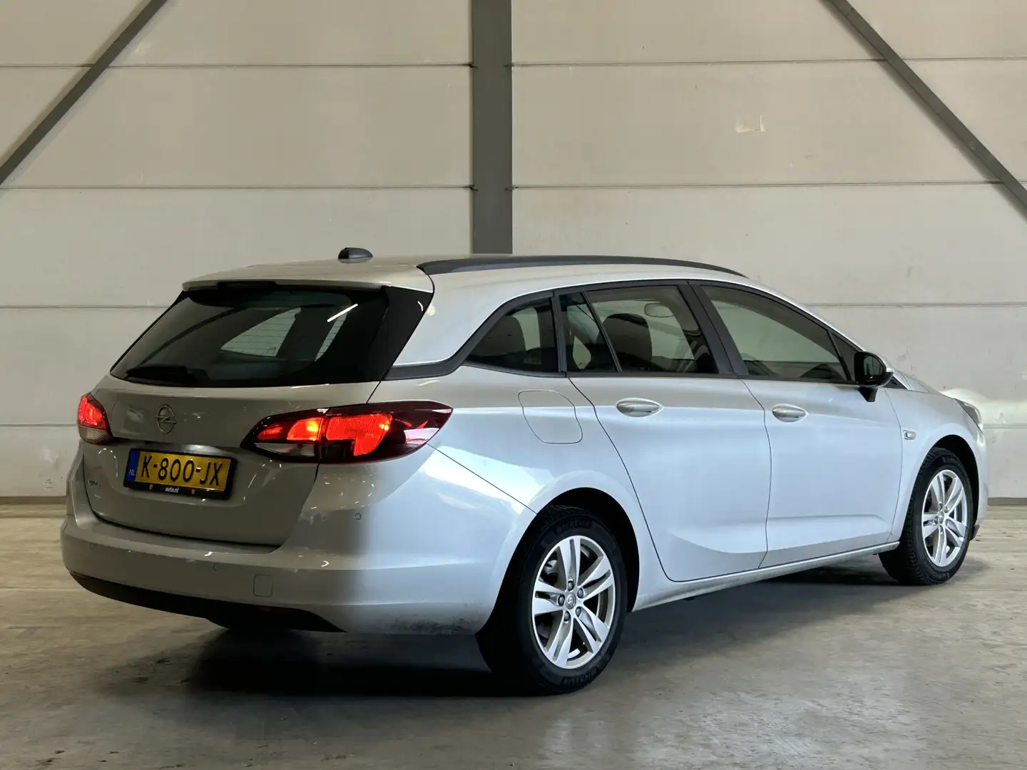 Opel Astra Sports Tourer 1.2 Edition | Cruise Control | Camer Grijs - 2