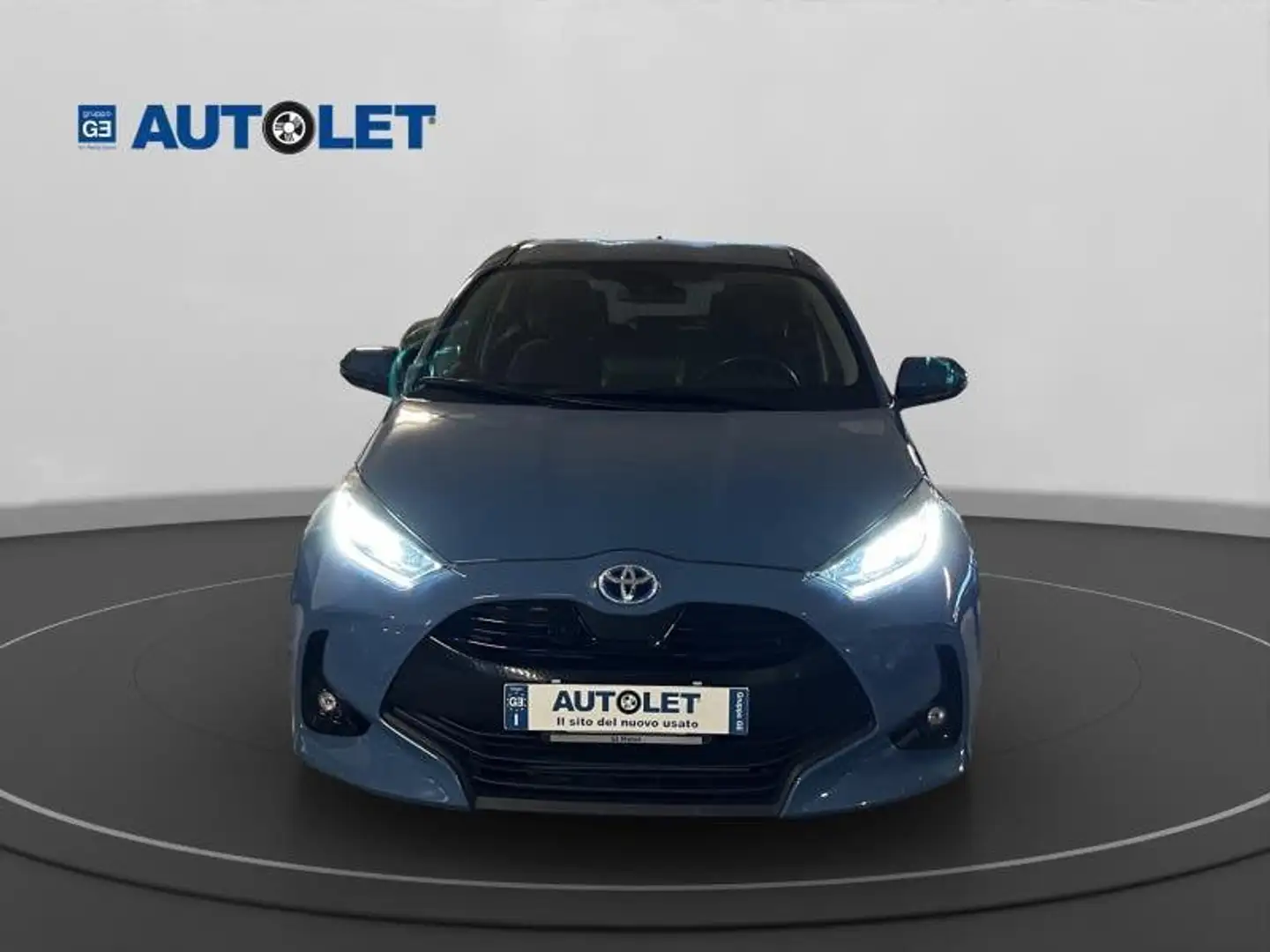 Toyota Yaris IV 2020 1.5h Trend Azul - 2