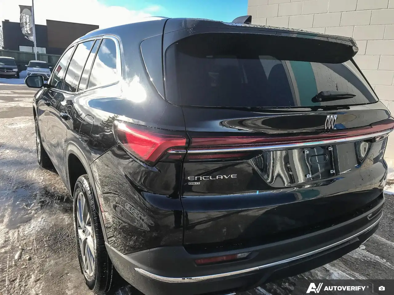 Buick Enclave снимка Buick Enclave