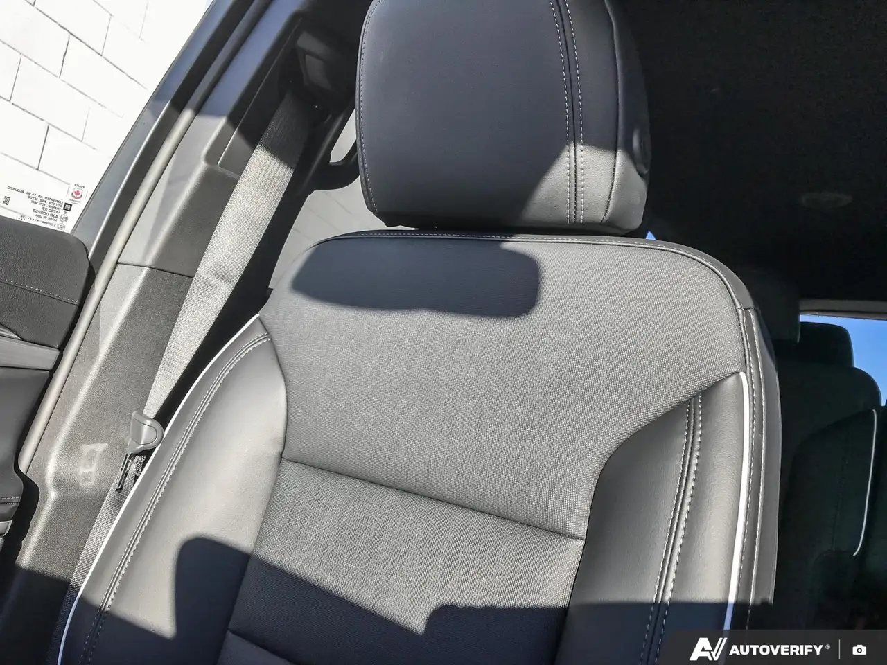 Buick Enclave снимка Buick Enclave