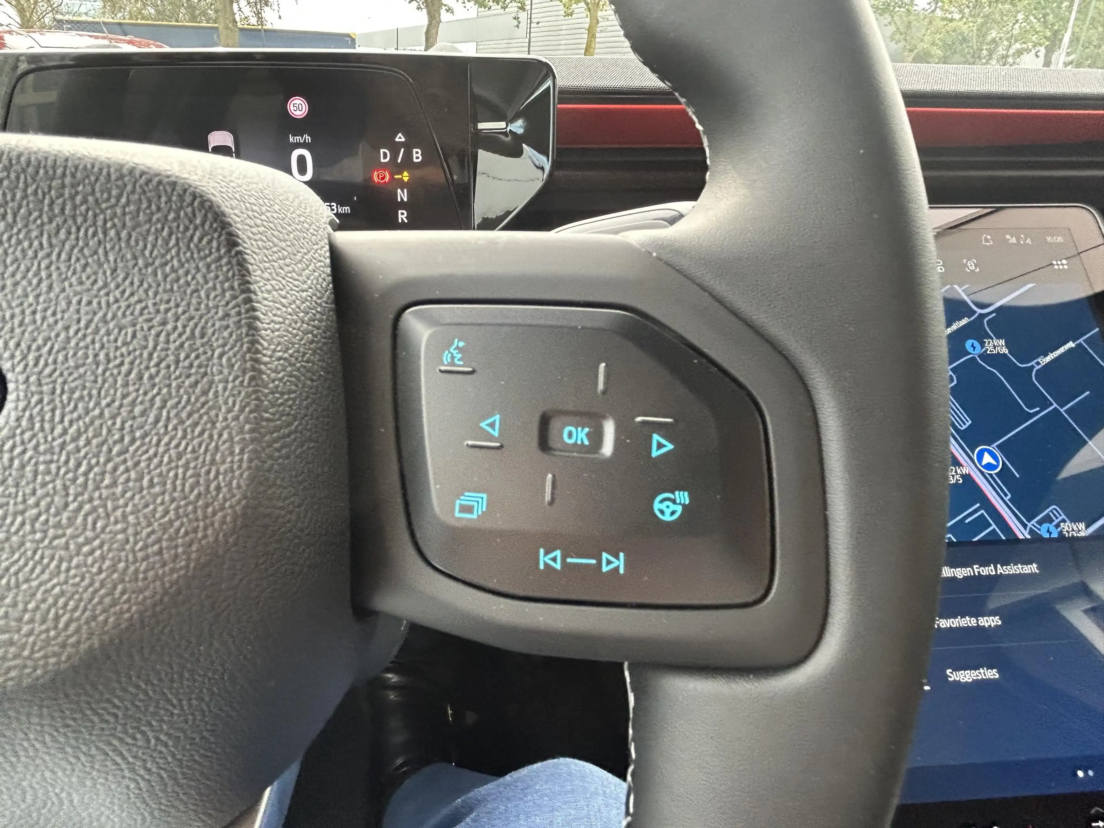 Ford Explorer Collection Extended Range RWD 79 kWh Driver assist — photo 15