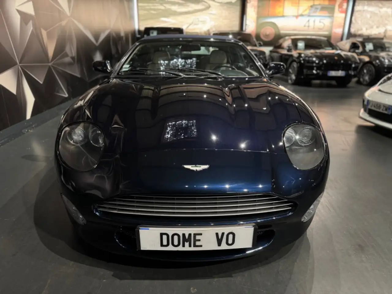 Aston Martin Vantage V 12 6.0 CABRIOLET, foto 3