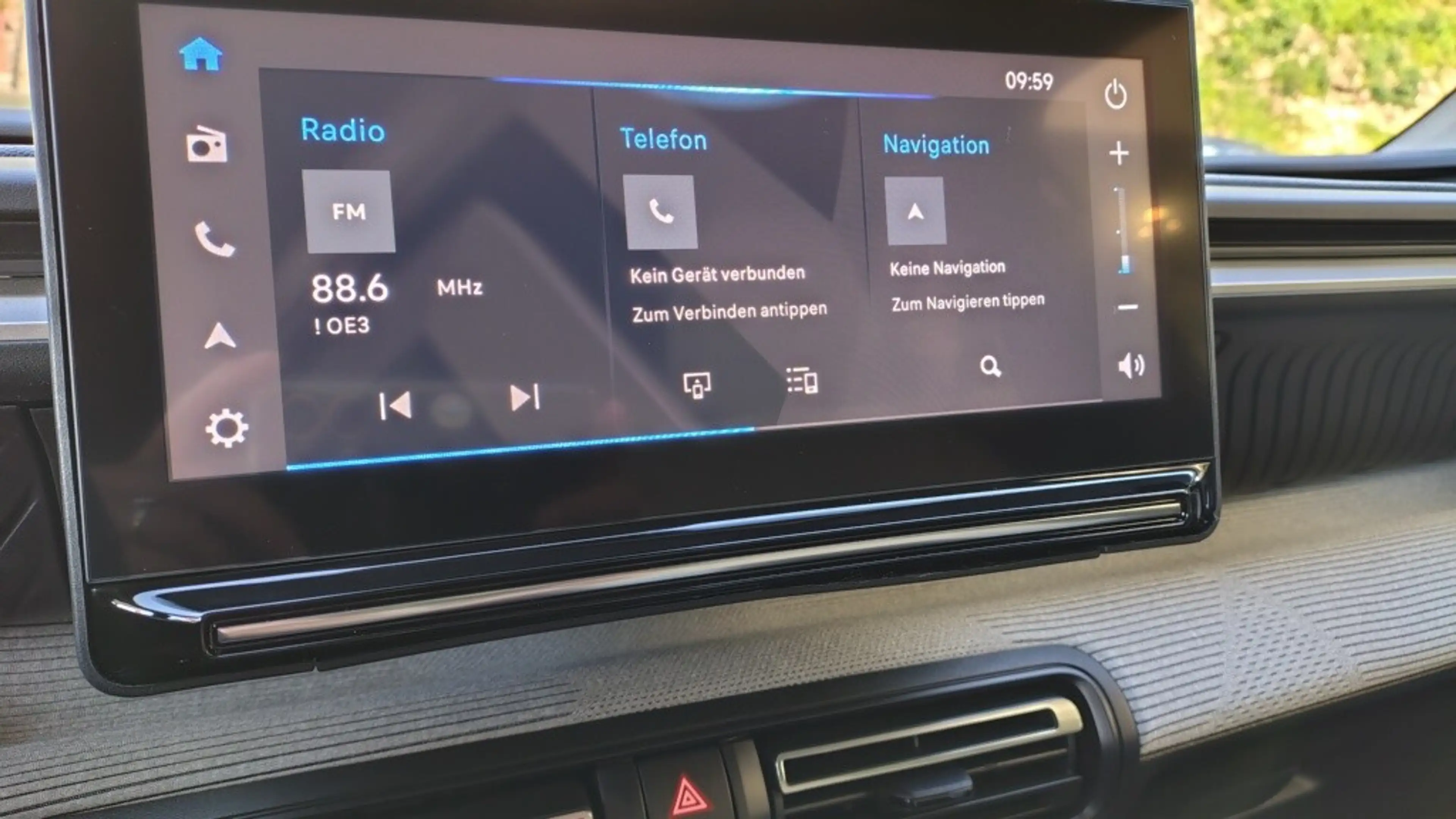 Citroen C3 e-C3 113 Standard Range 44kWh Max — photo 15