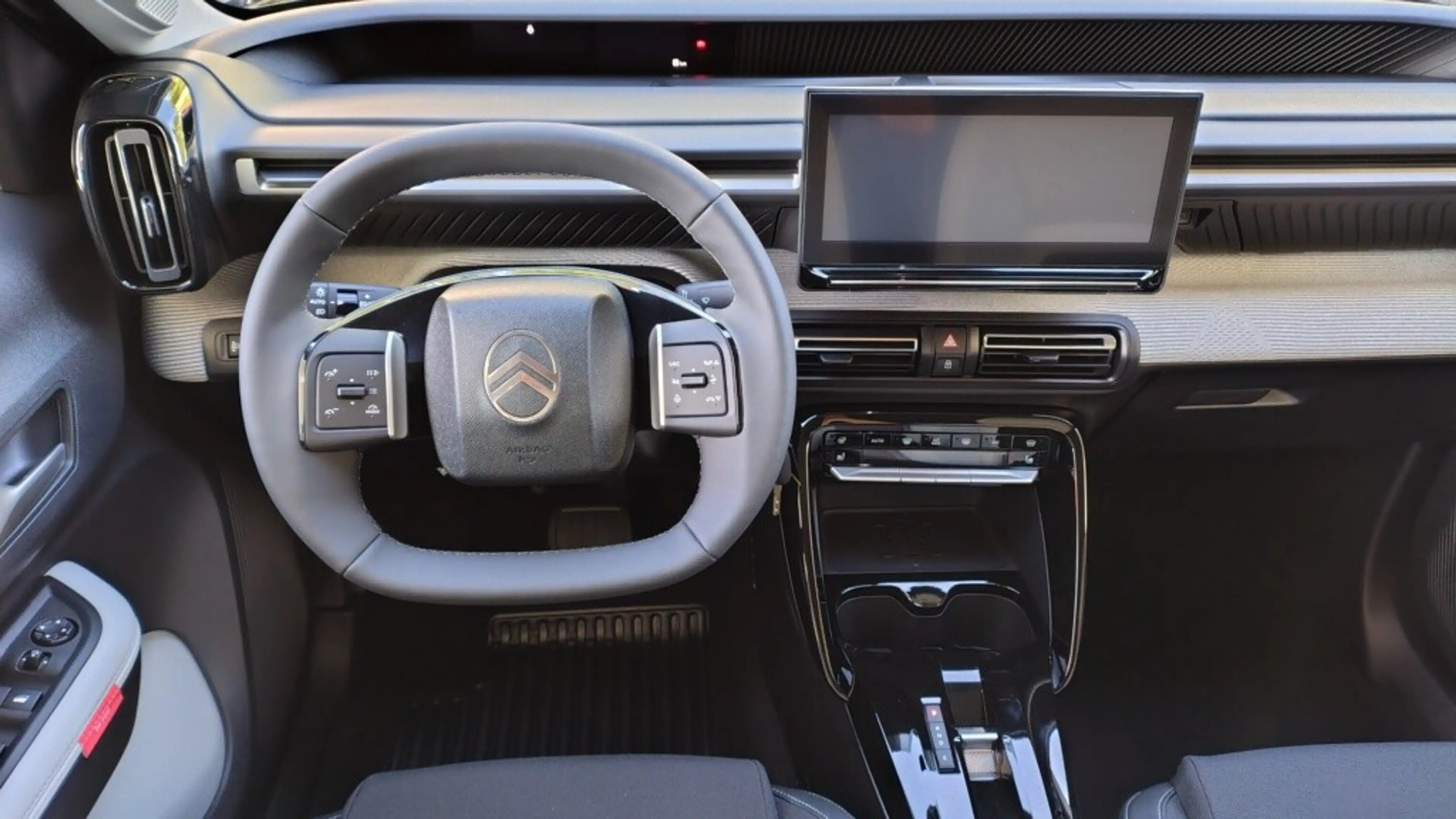 Citroen C3 e-C3 113 Standard Range 44kWh Max — photo 8