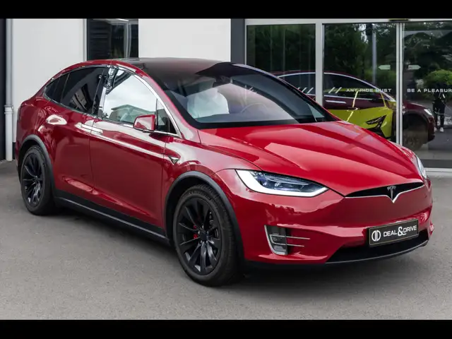 Tesla Model X view 6