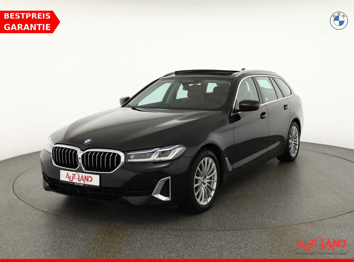 BMW 530 530d Luxury xDrive MHEV Aut. LED ACC Navi AHK Schwarz - 1