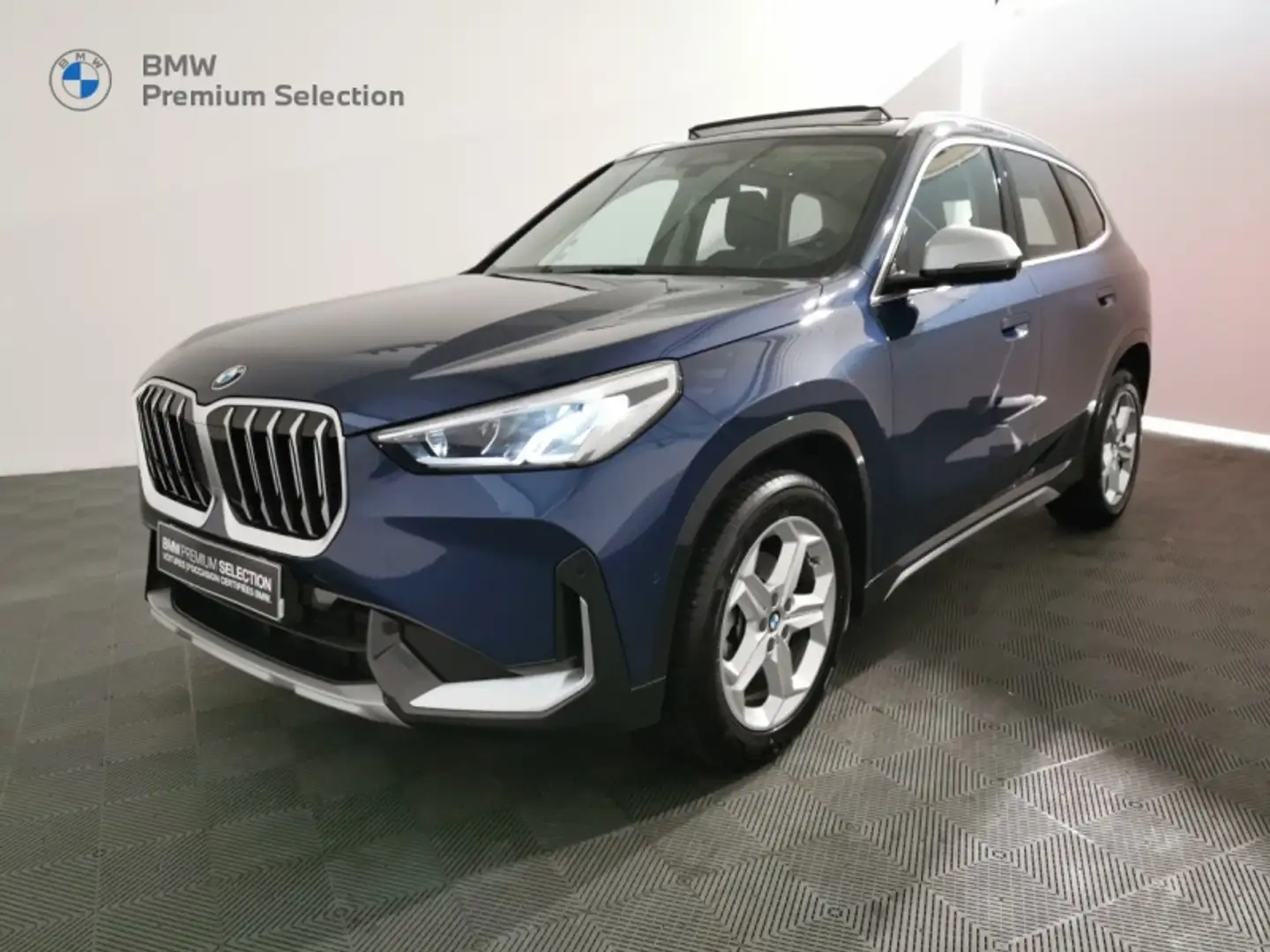 BMW X1 sDrive18d 150ch xLine Bleu - 1