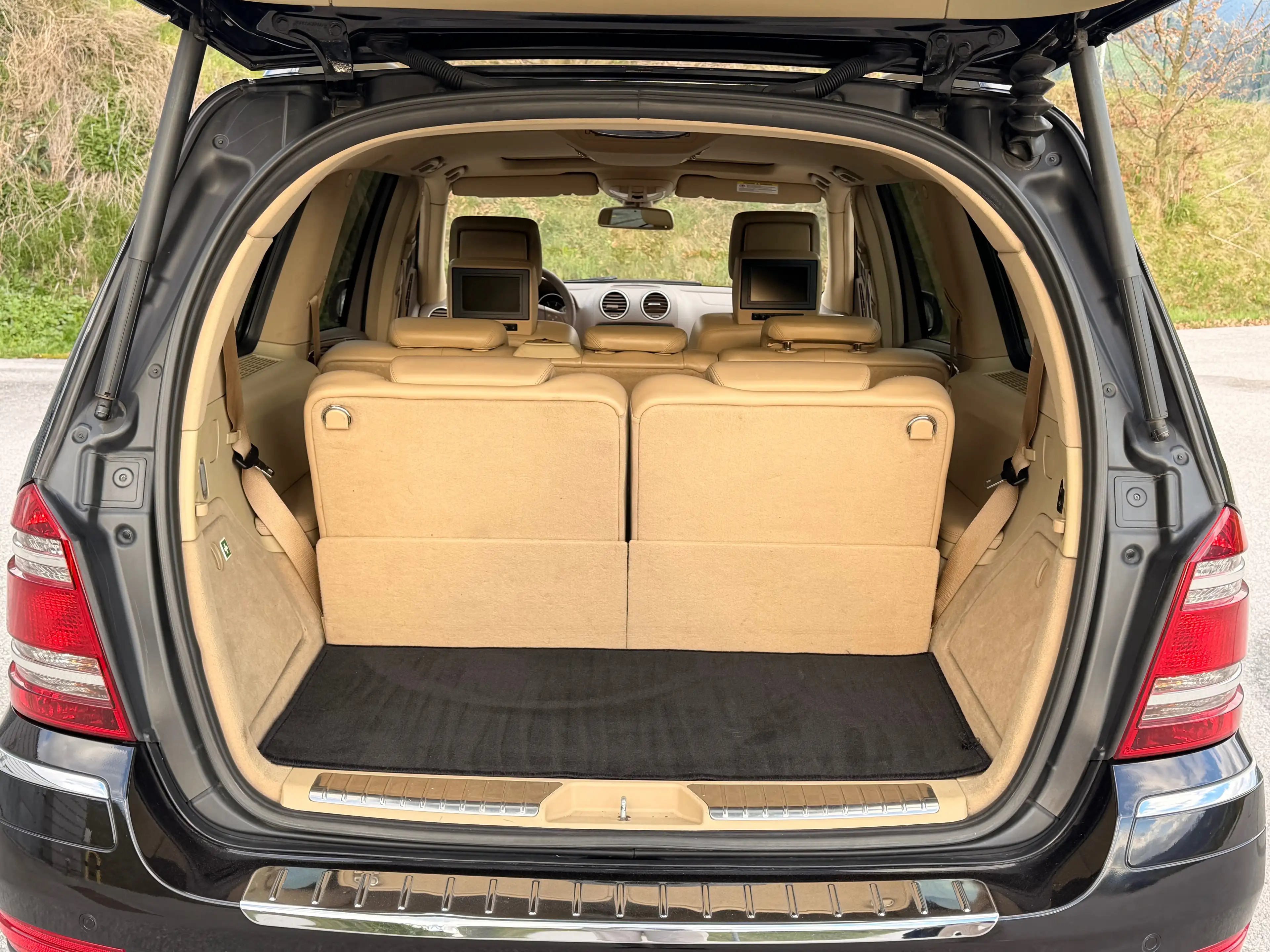 Mercedes-Benz GL 500 GL 500 4Matic / 7 Sitzer / Leder / TV / Pano ... — photo 13