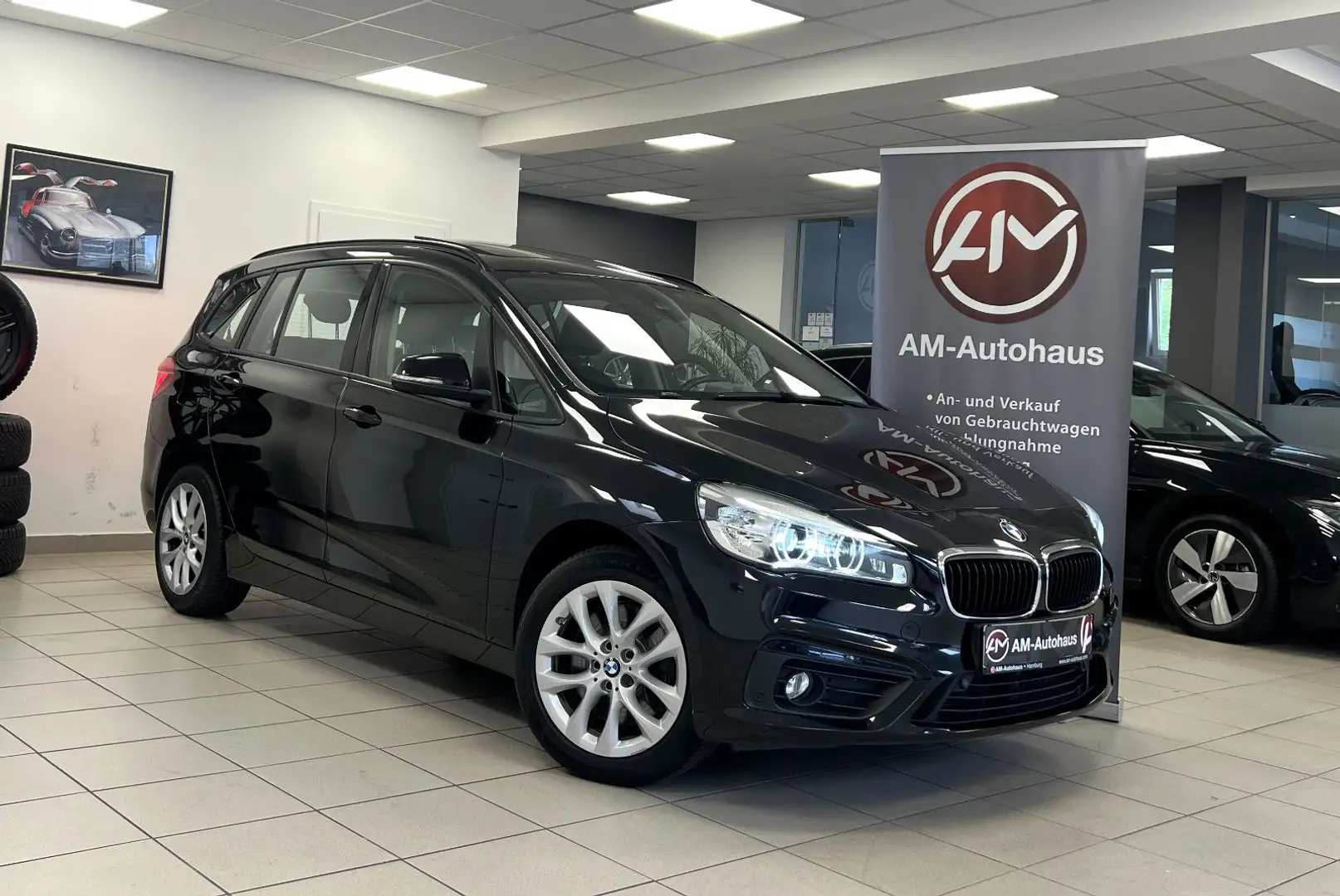 BMW 220 220d GranTourer *7Sitze*Advantage*HUD*AHK*Kamera Zwart - 1