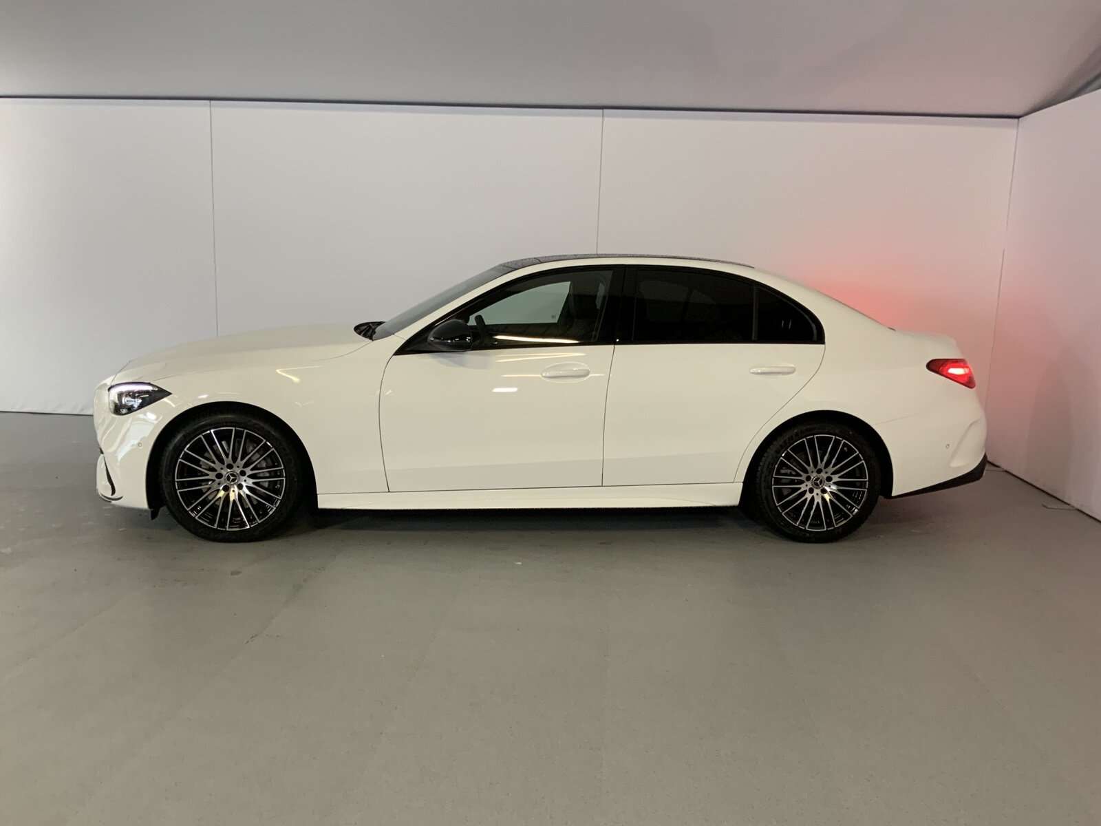 Mercedes-Benz C 180