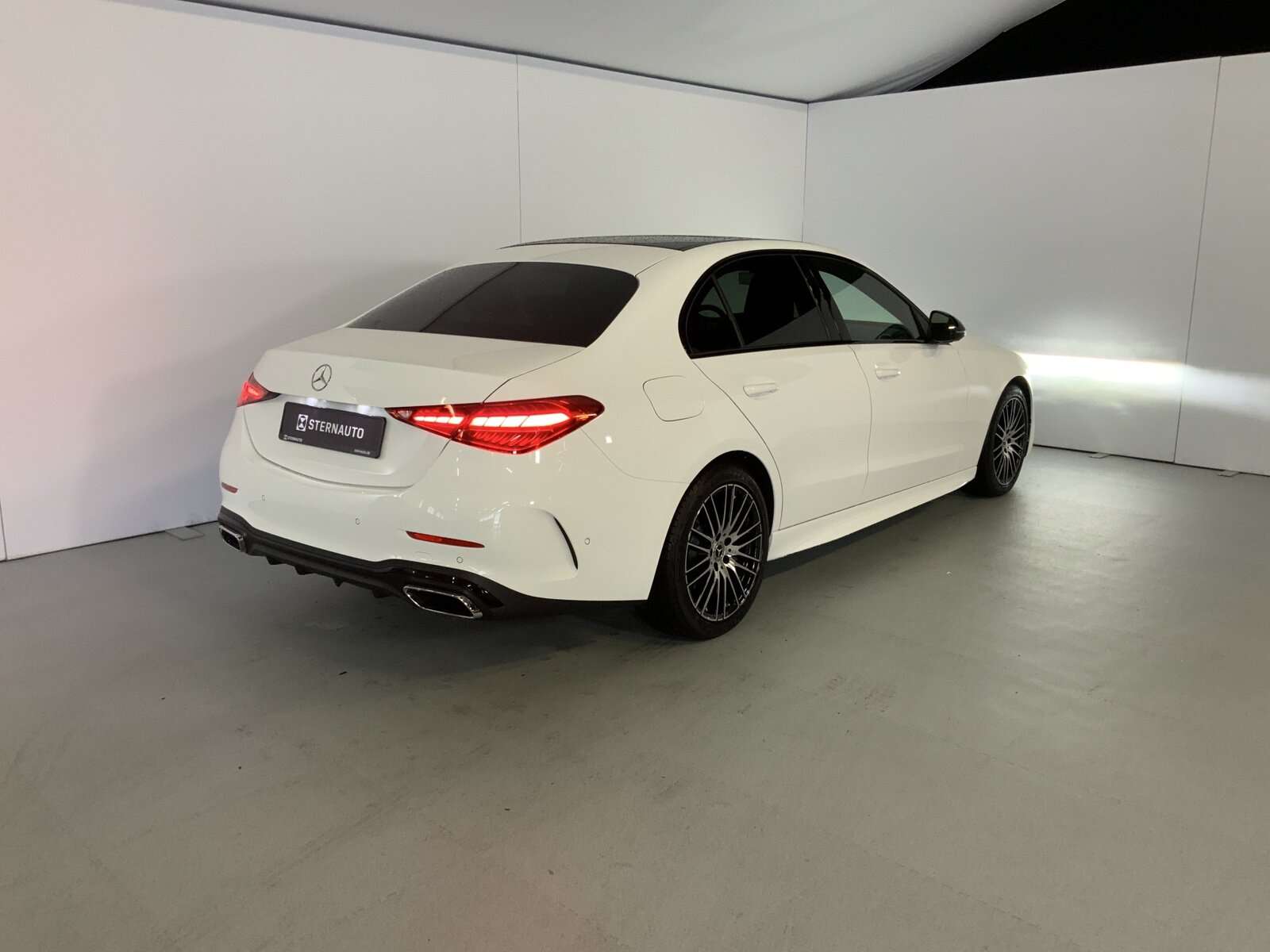 Mercedes-Benz C 180
