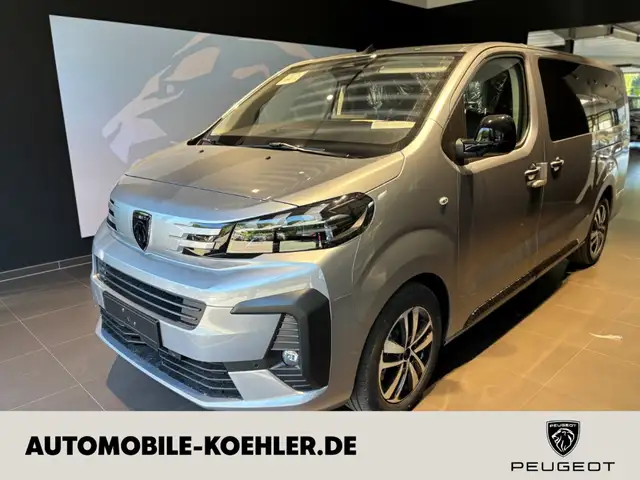 Peugeot Traveller
