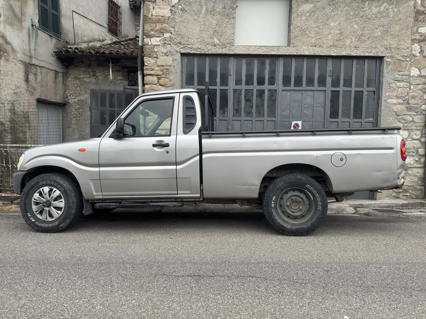 Mahindra Goa Versione base / Work (cabina singola), tipica da l - 2