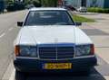 Mercedes-Benz E 230 E 230 Weiß - thumbnail 5