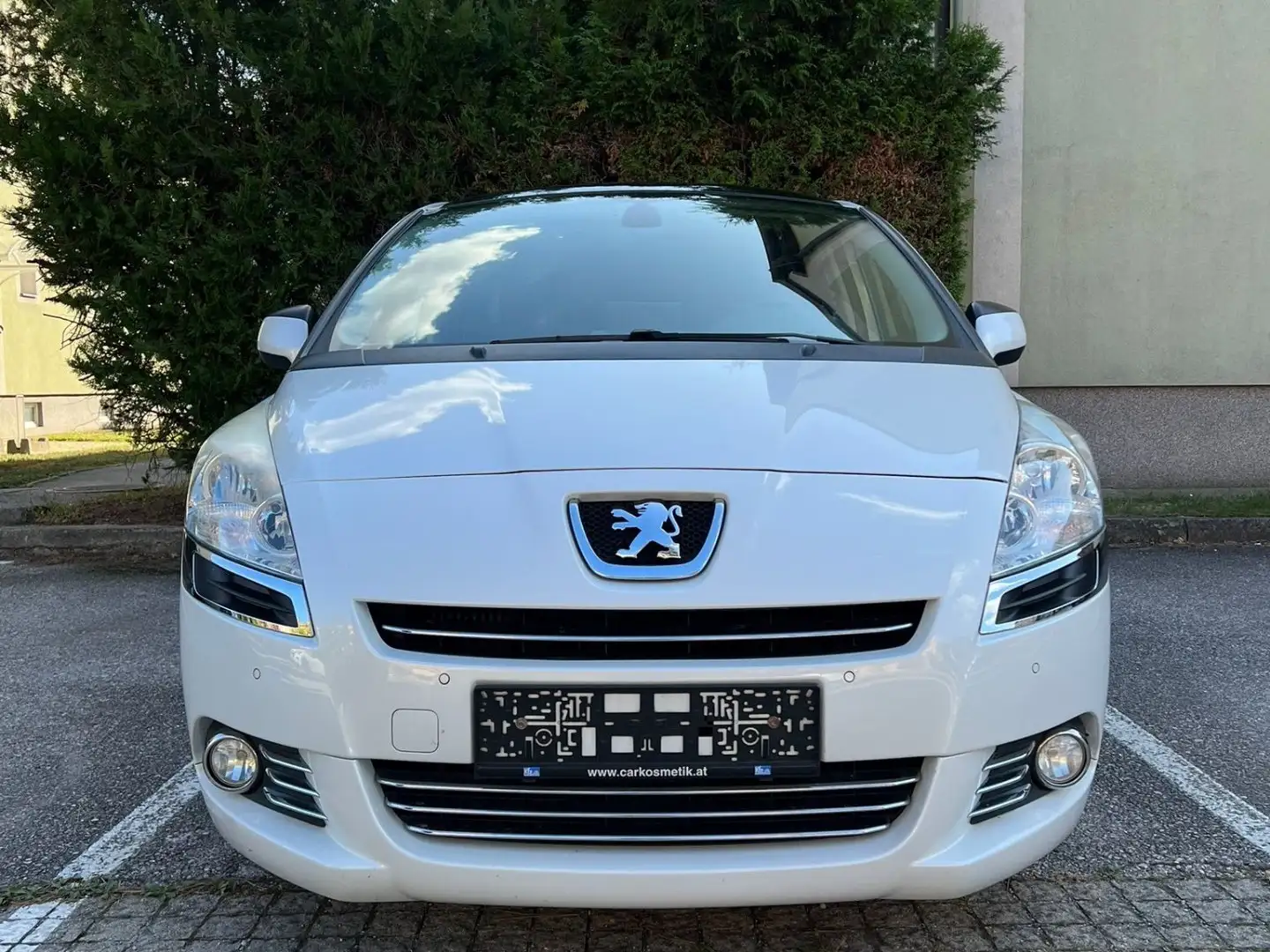Peugeot 5008 HDI FAP 115 Allure Weiß - 1