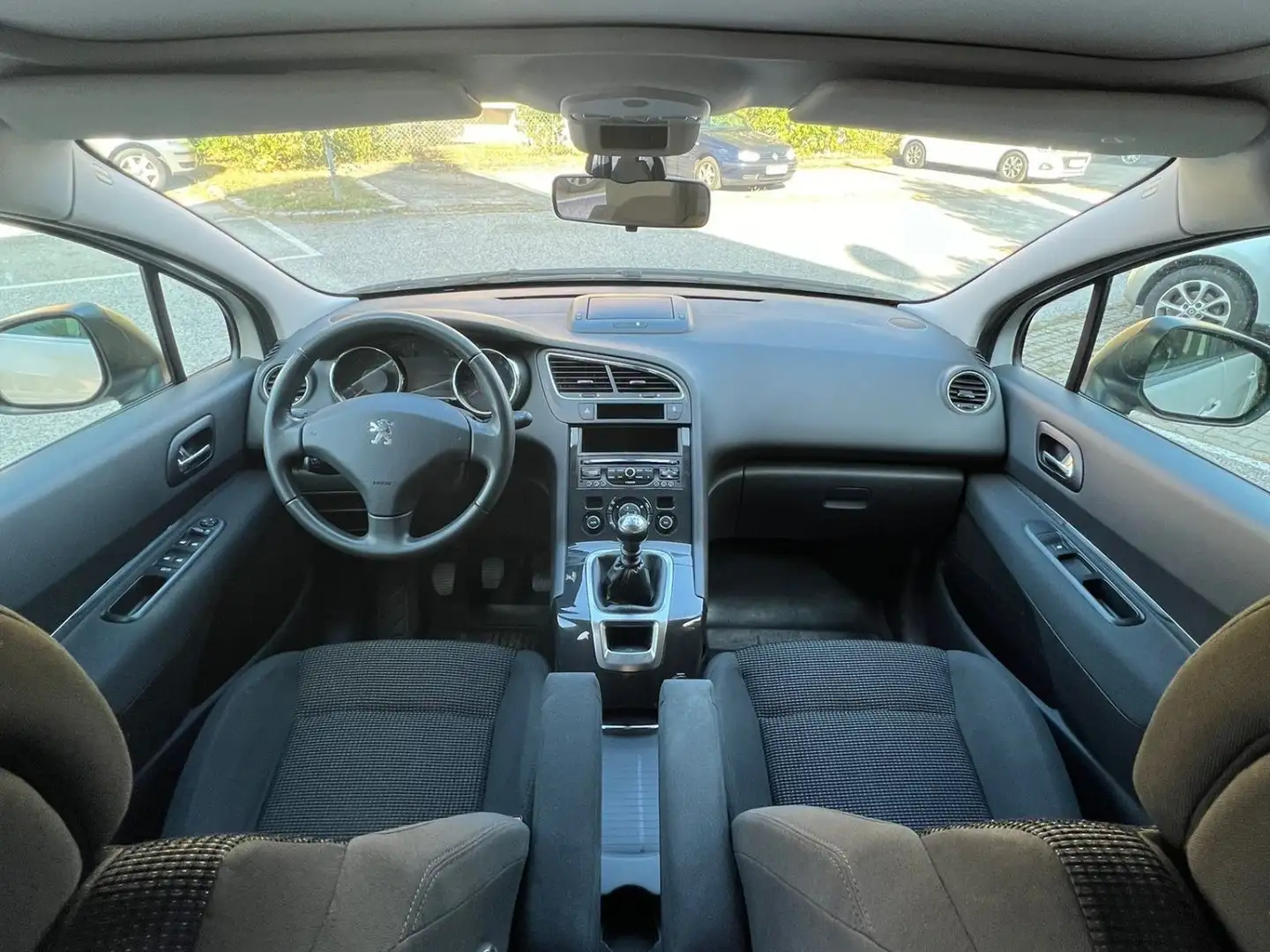 Peugeot 5008 HDI FAP 115 Allure Weiß - 2