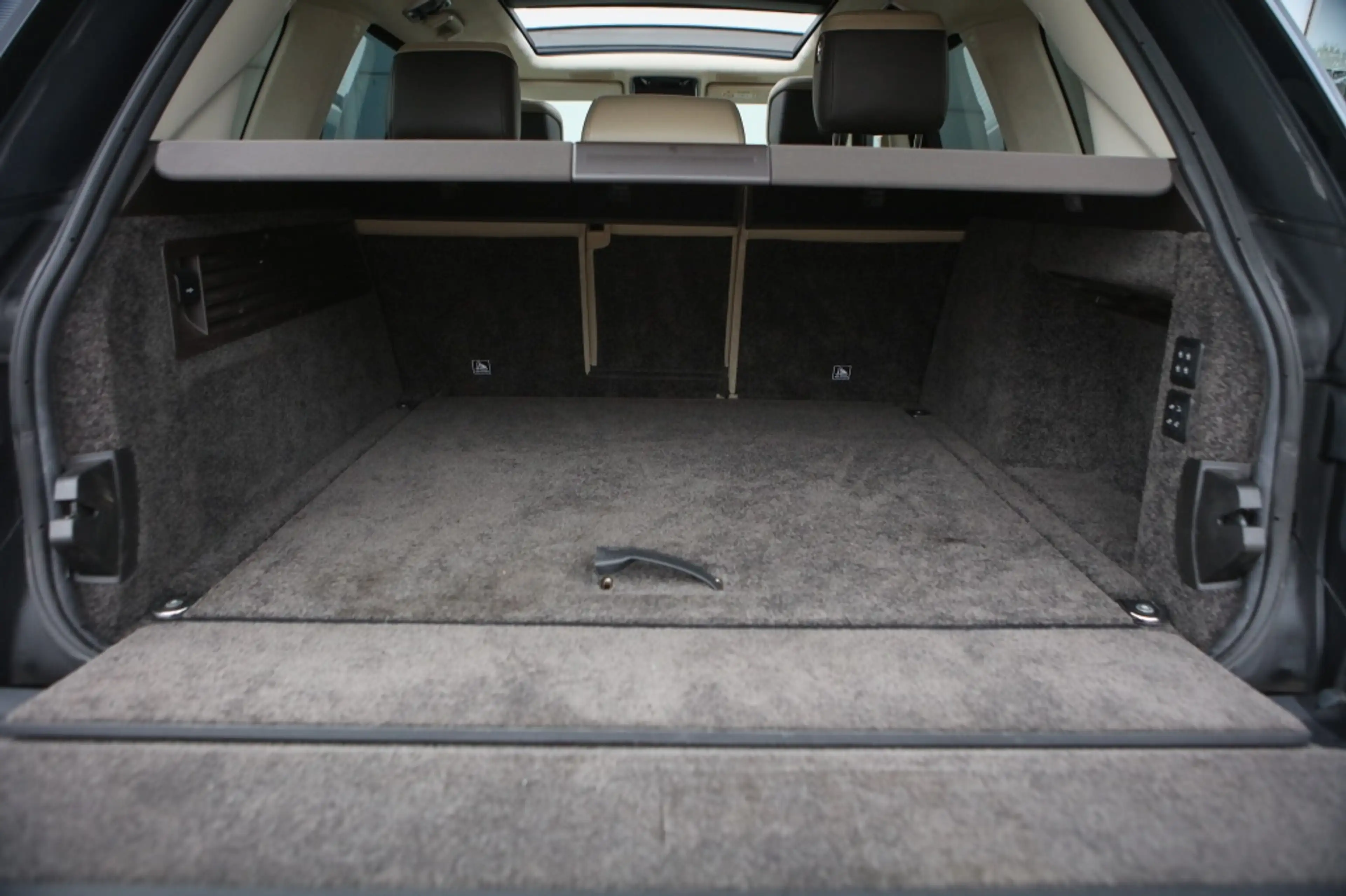 Land Rover Range Rover D300 HSE | Pano | HUD | Memory | — photo 27