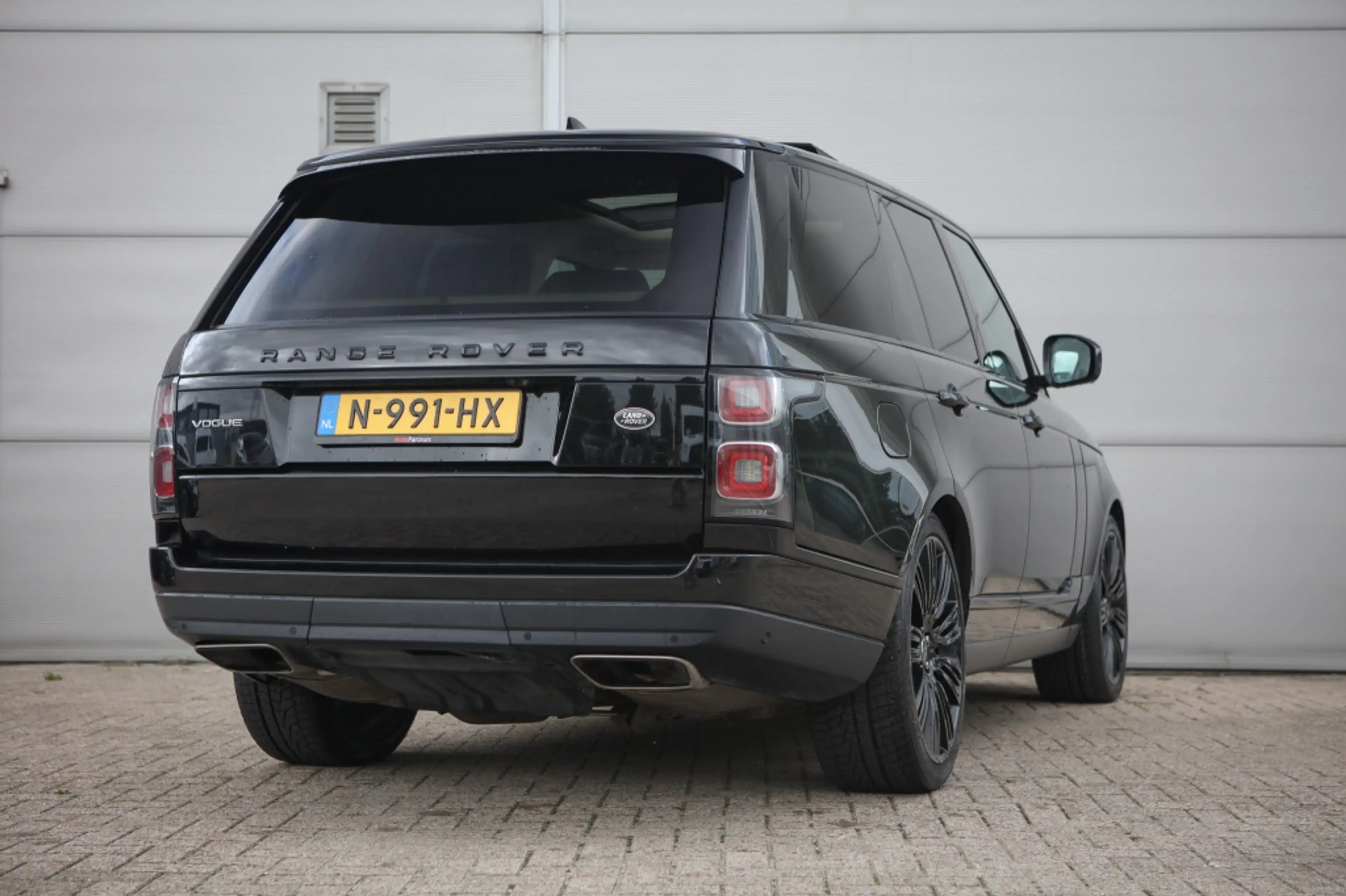 Land Rover Range Rover D300 HSE | Pano | HUD | Memory | — photo 2