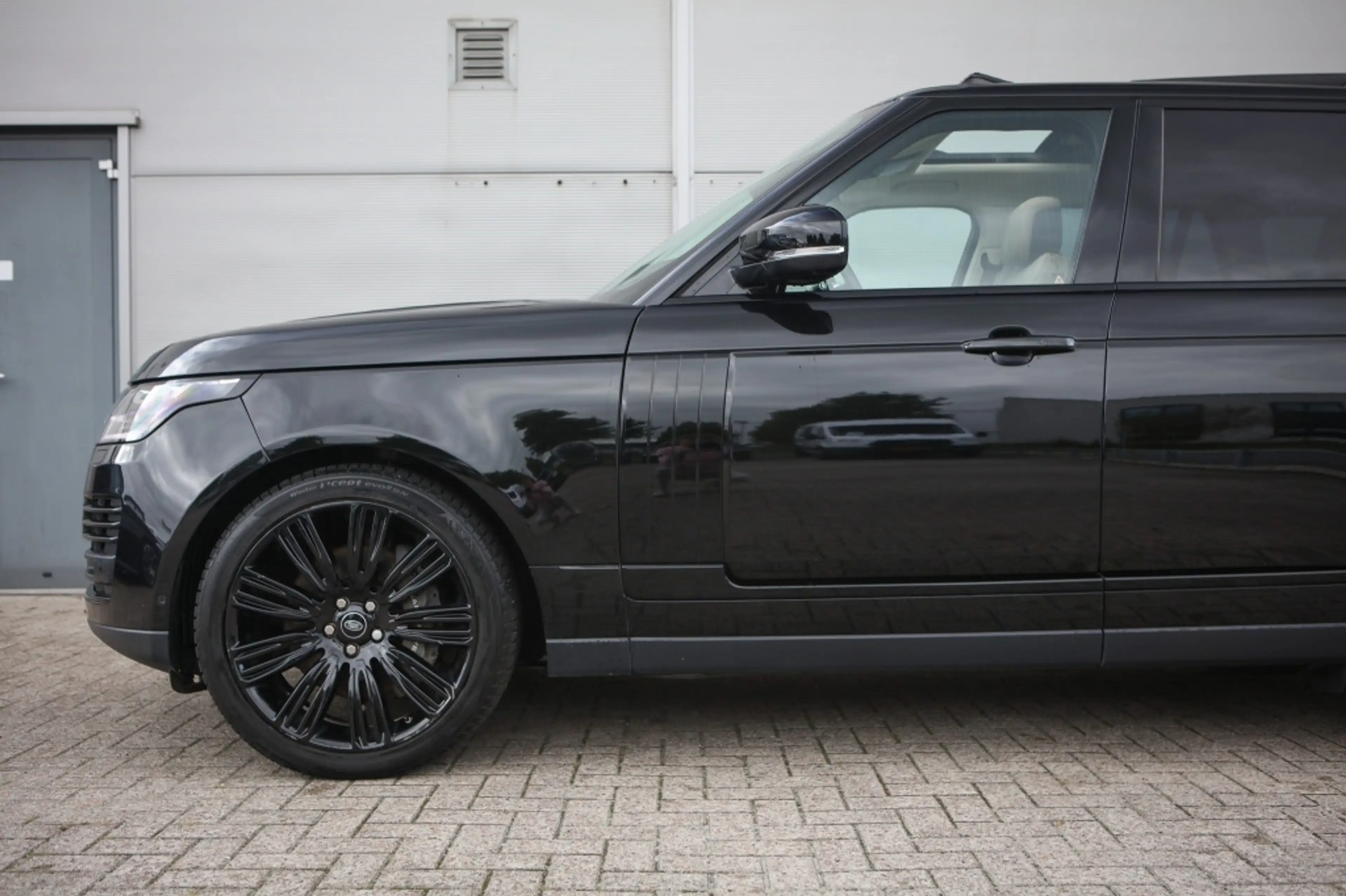 Land Rover Range Rover D300 HSE | Pano | HUD | Memory | — photo 24