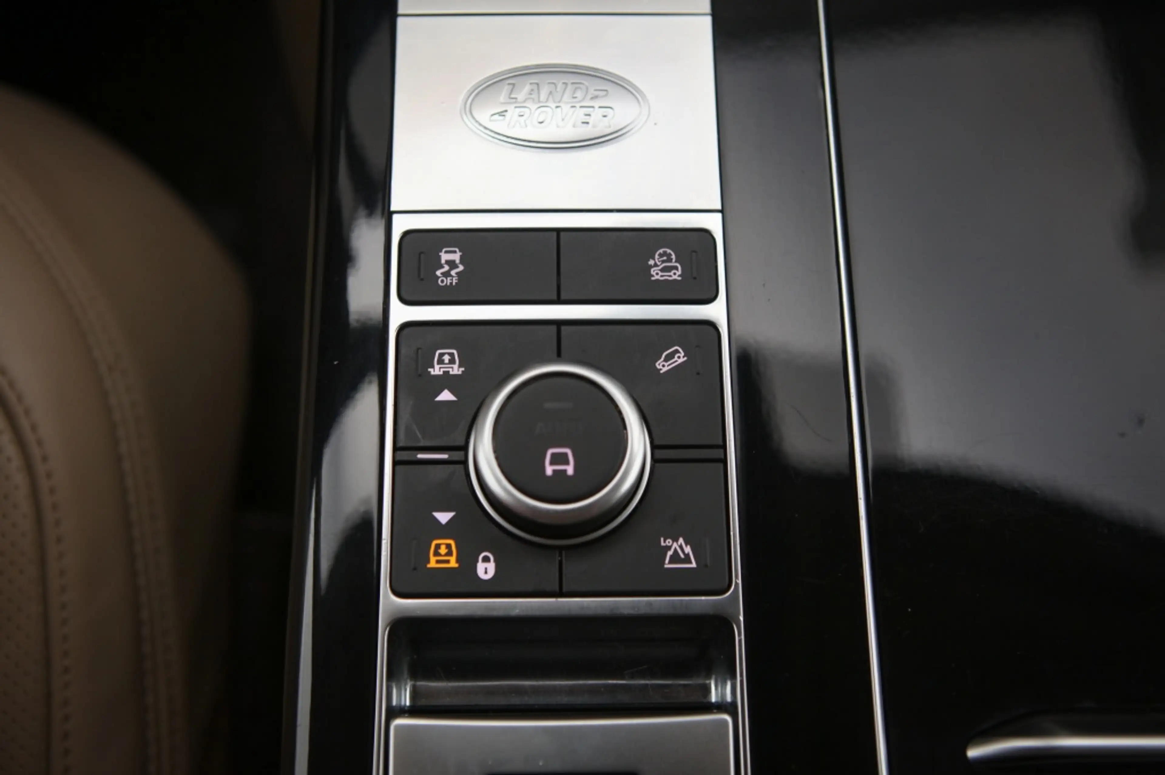 Land Rover Range Rover D300 HSE | Pano | HUD | Memory | — photo 33