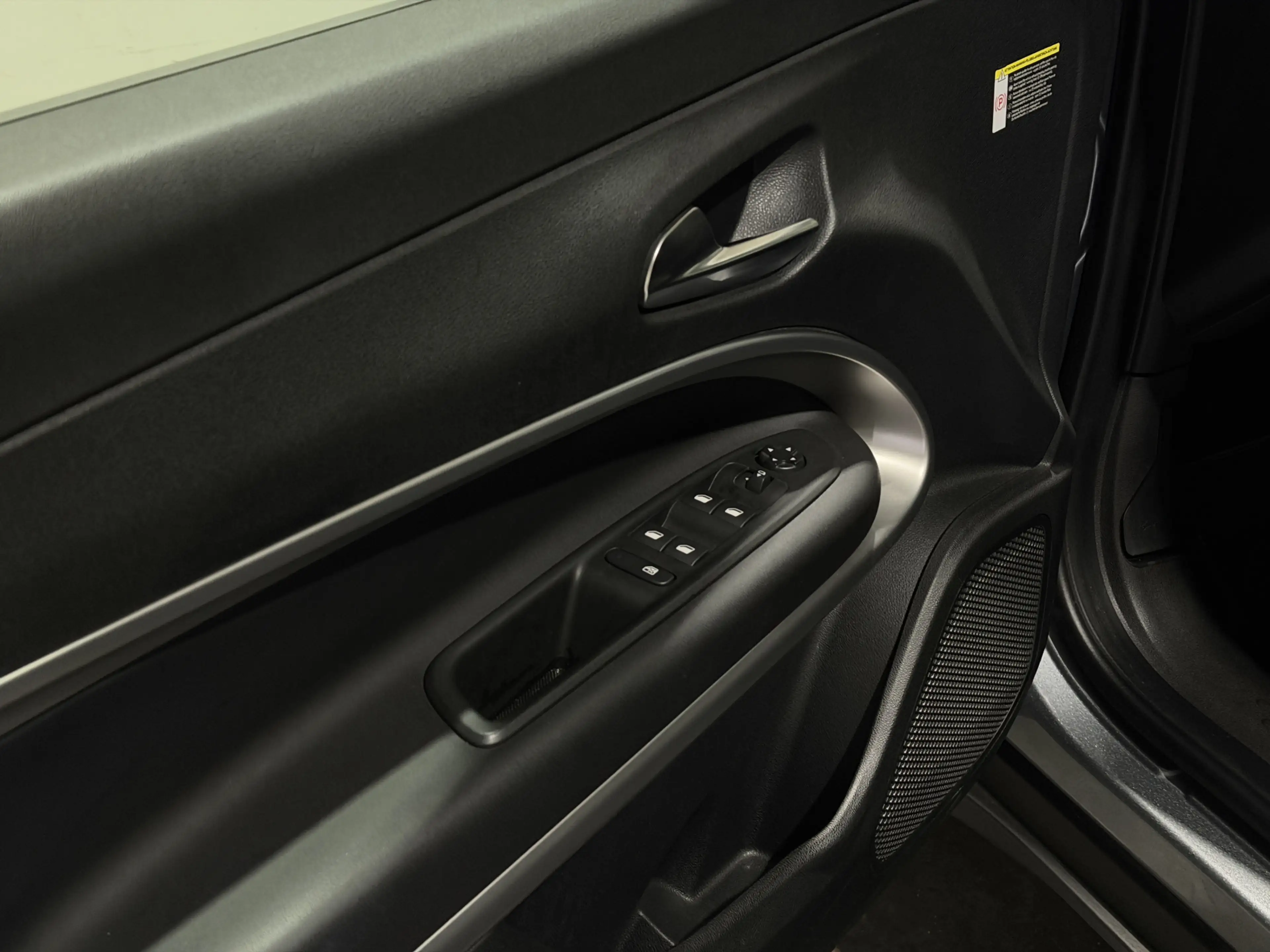 Jeep Avenger Altitude 54 kWh | Warmtepomp | Keyless | Stoelen v — photo 12