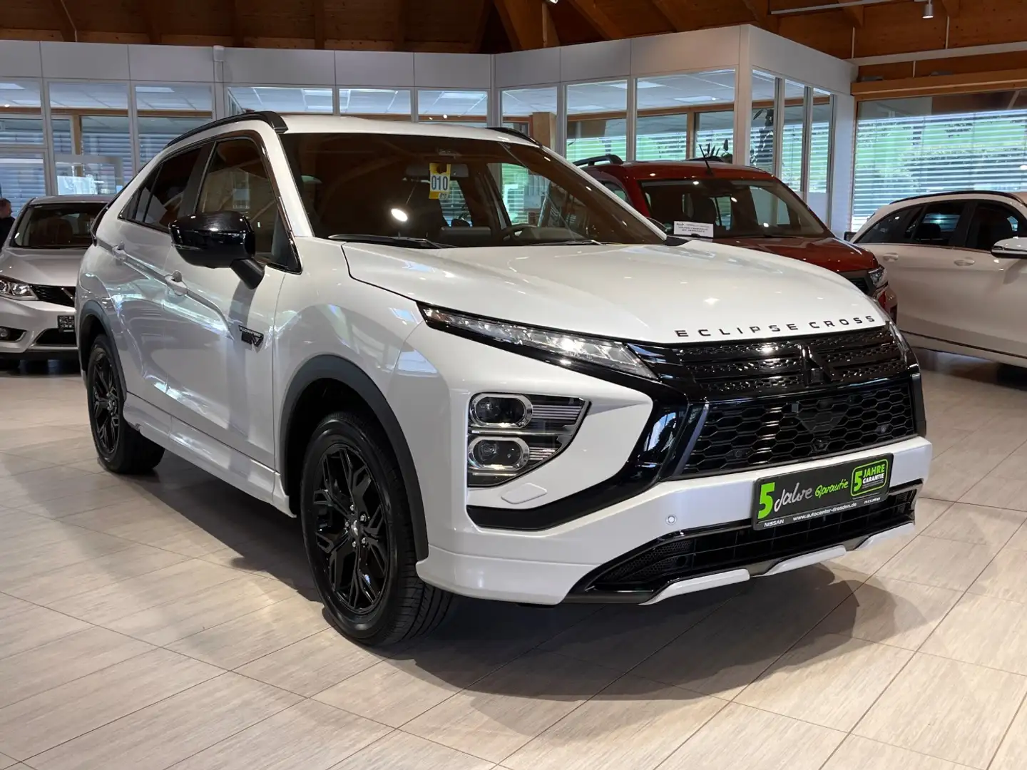 Mitsubishi Eclipse Cross 2.4 Plus Select Black Kam WKR&SKR Blanc - 2