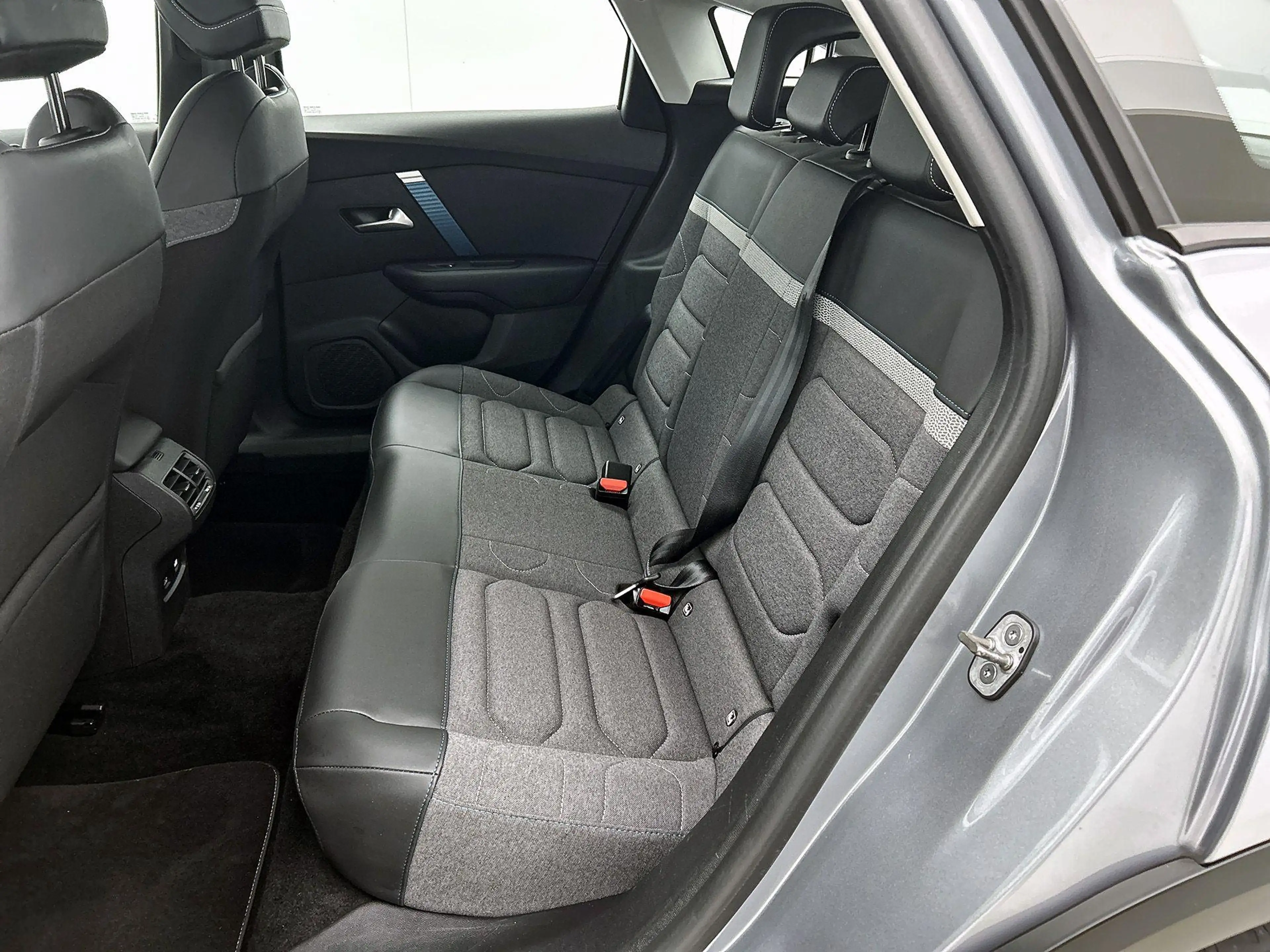 Citroen E-C4 Electric Feel 50 kWh | Automaat | Accu 94% | Climate contro — photo 15