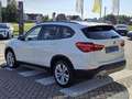 BMW X1 18i sDrive Automatik *SHZ/Pano/LED* Weiß - thumbnail 4