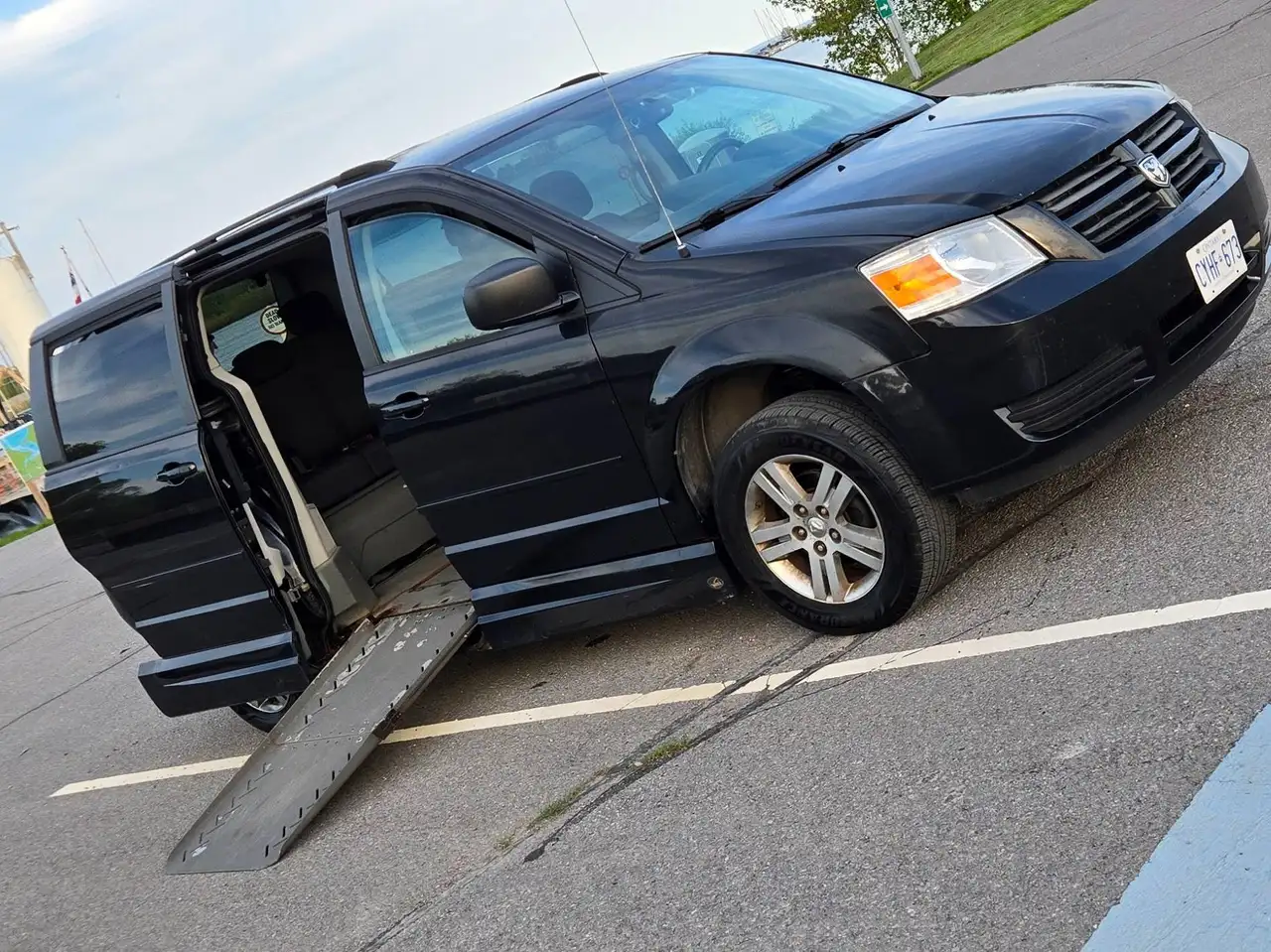 Dodge Grand Caravan снимка Dodge Grand Caravan