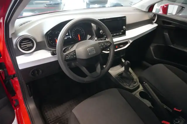 Seat Ibiza view 7